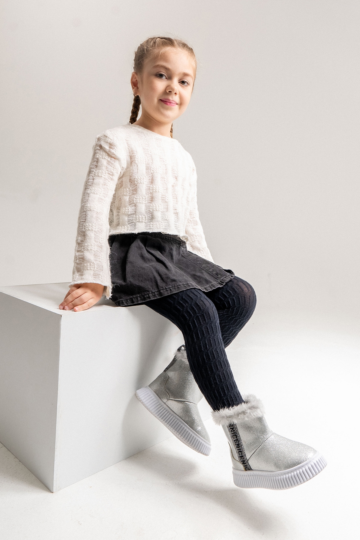 Kız Çocuk Gümüş Simli Suni Deri Kürklü Anatomik Kar Botu - Görsel 2