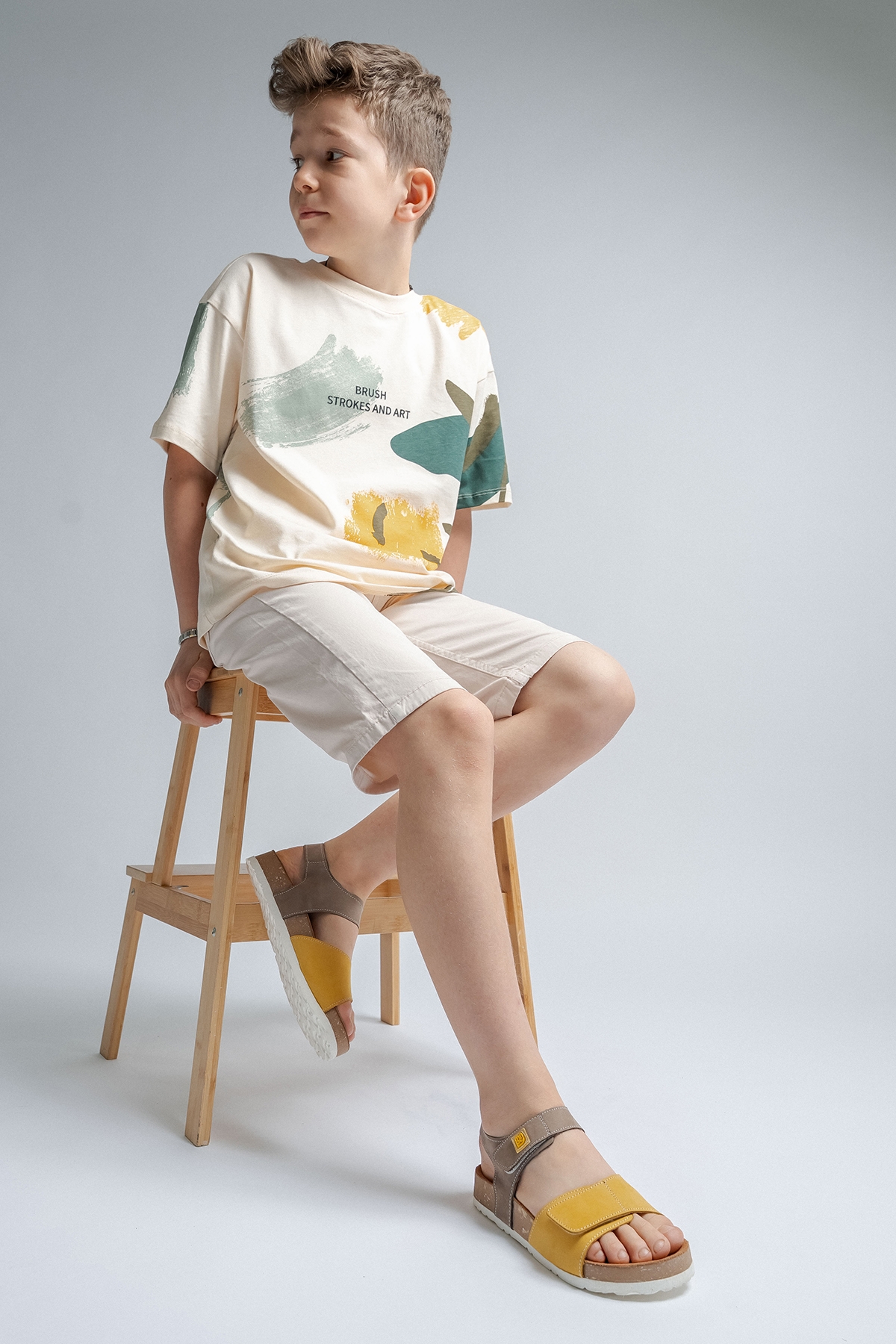 Unisex Çocuk Gri-Sarı Hakiki Deri Mantar Tabanlı Günlük Çocuk Sandalet - Görsel 2