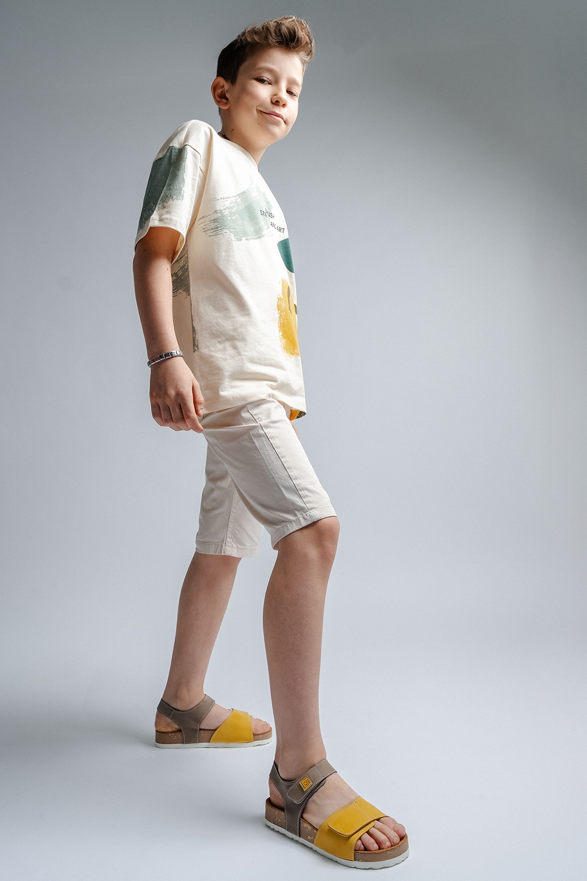 Unisex Çocuk Gri-Sarı Hakiki Deri Mantar Tabanlı Günlük Çocuk Sandalet - Görsel 3