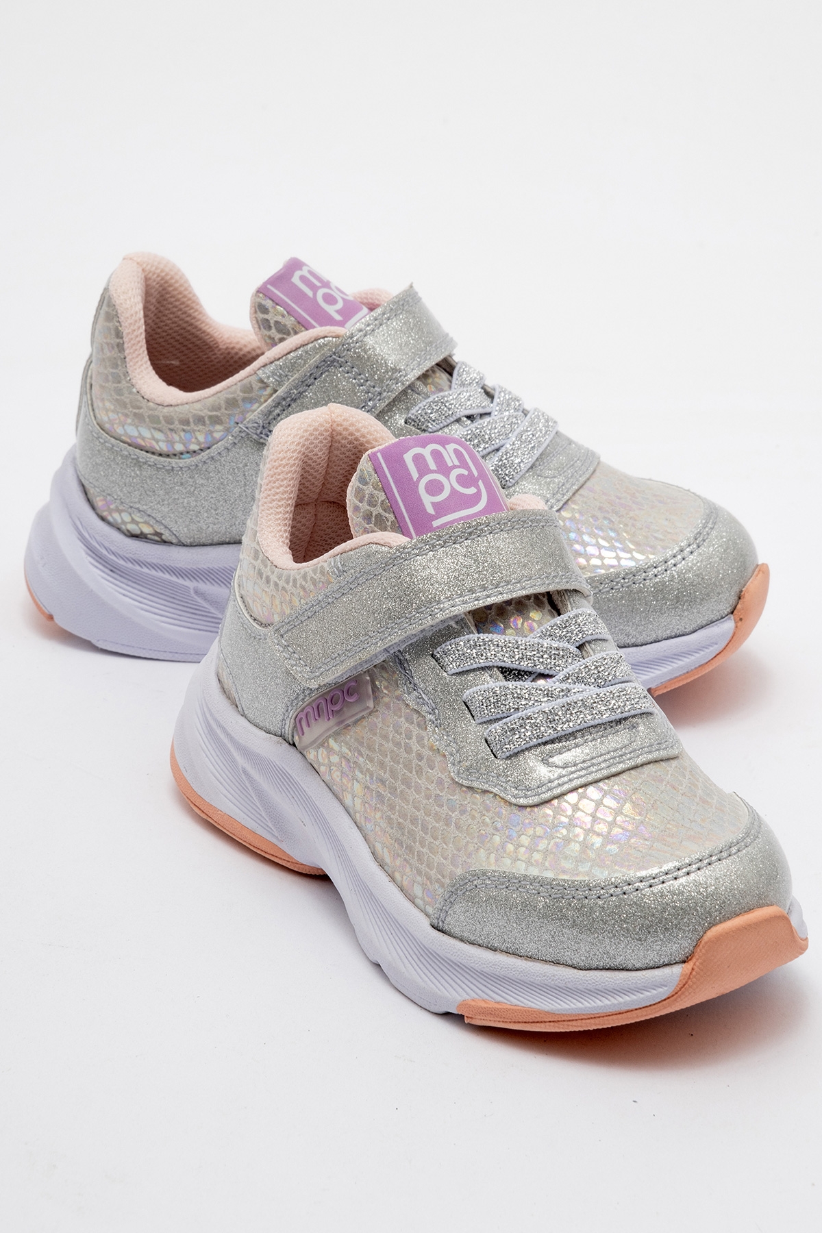 Kız Çocuk Gümüş Spor Ayakkabı - Görsel 2