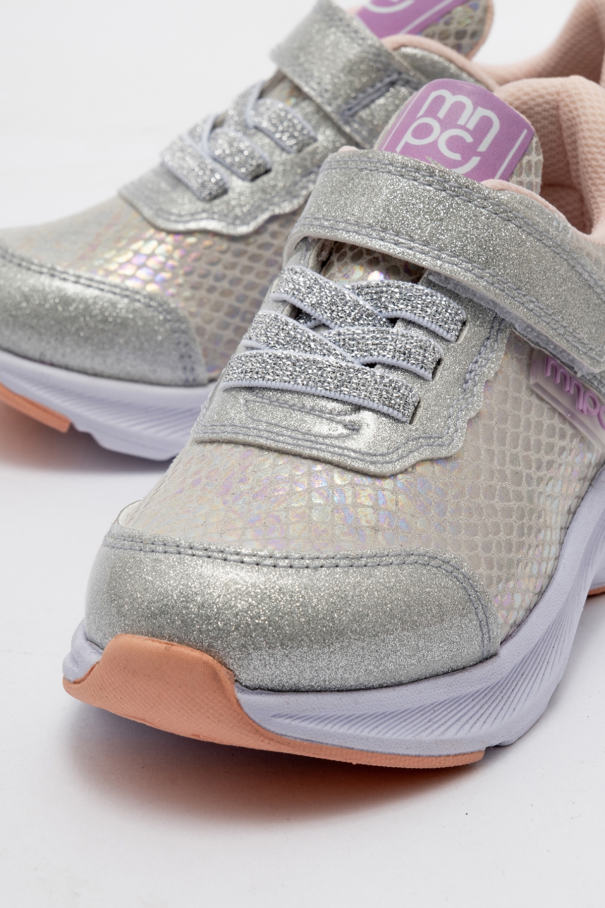 Kız Çocuk Gümüş Spor Ayakkabı - Görsel 3