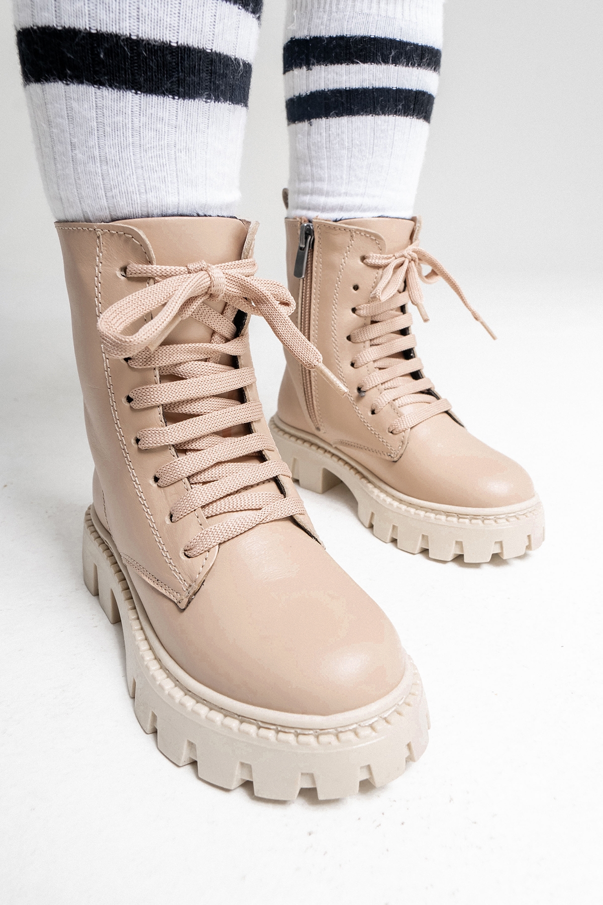 Mnpc Siyah Mnpc Hakiki Deri Kız Çocuk Suya Dayanıklı Postal