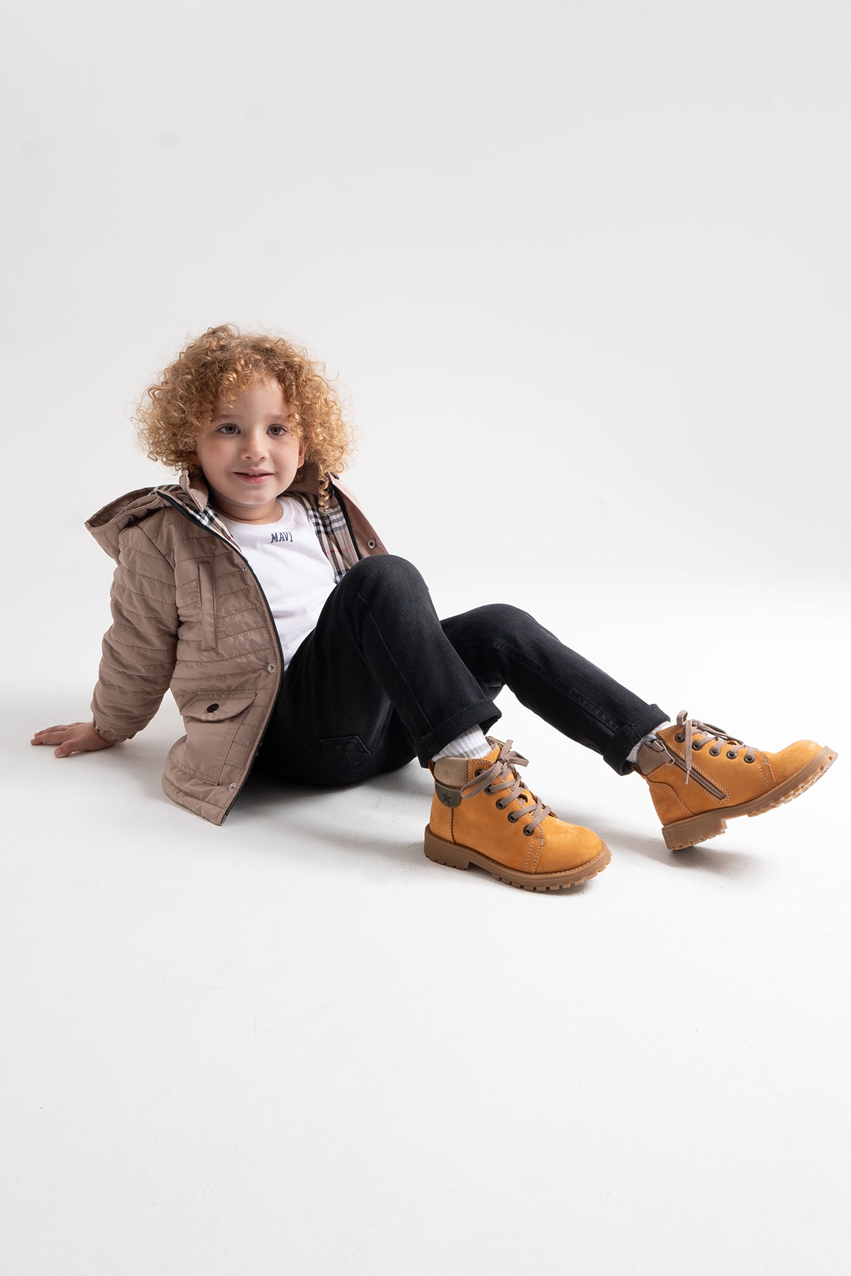 Erkek Çocuk Sarı Hakiki Deri Anatomik Günlük Bot - Görsel 3