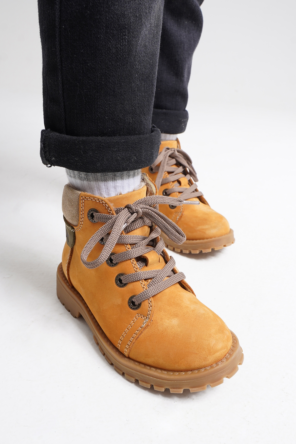 Erkek Çocuk Sarı Hakiki Deri Anatomik Günlük Bot - Görsel 6