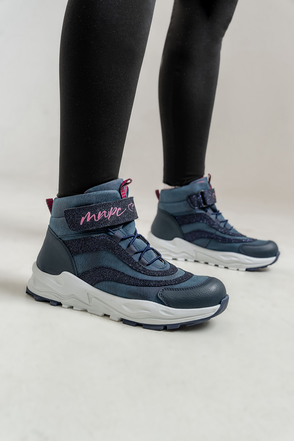 Kız Çocuk Lacivert Suni Deri Suya Dayanıklı Anatomik Günlük Bot - Görsel 3