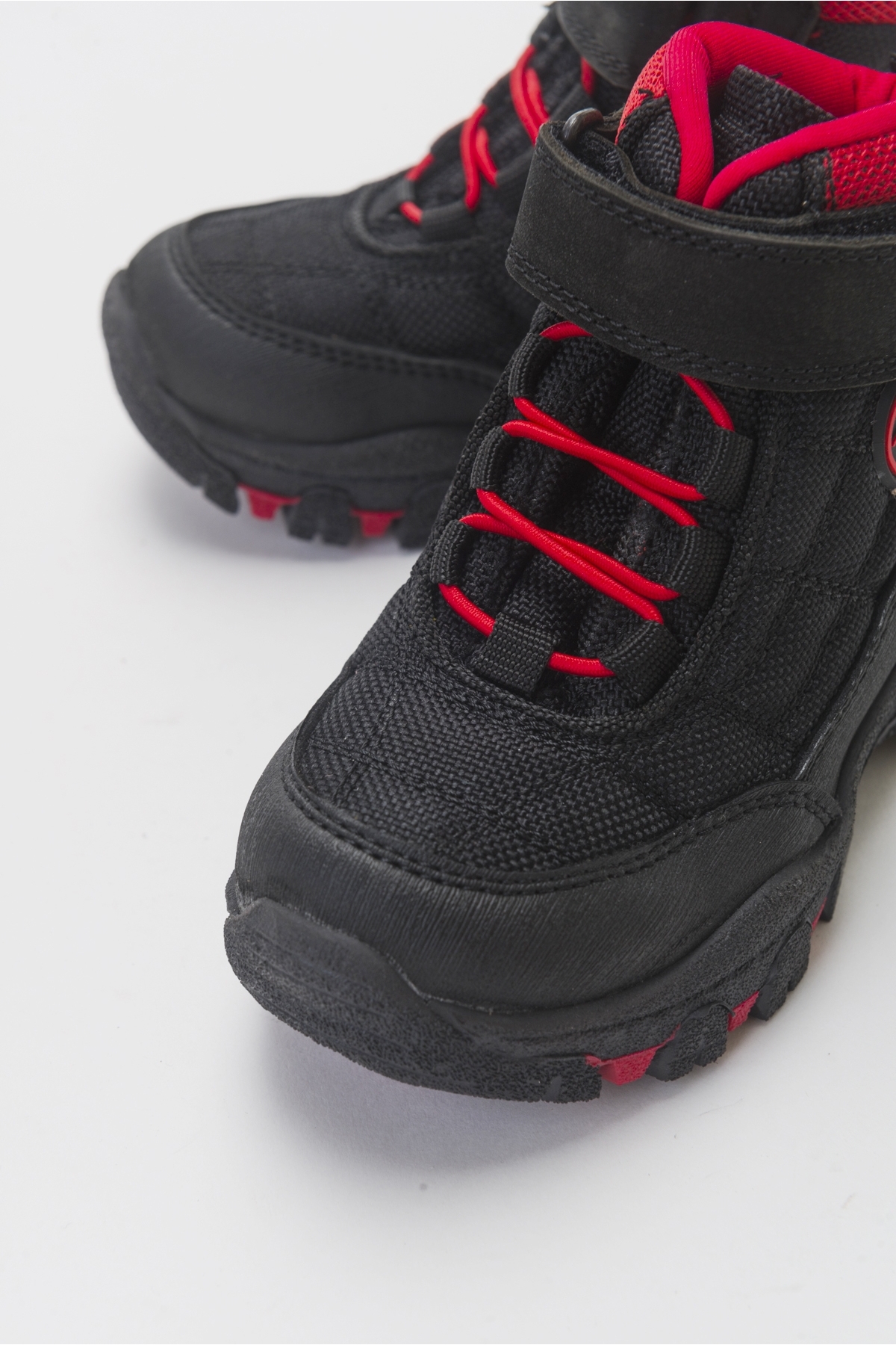 Erkek Çocuk Siyah-Kırmızı Suya Dayanıklı Microfiber Trekking Bot - Görsel 3