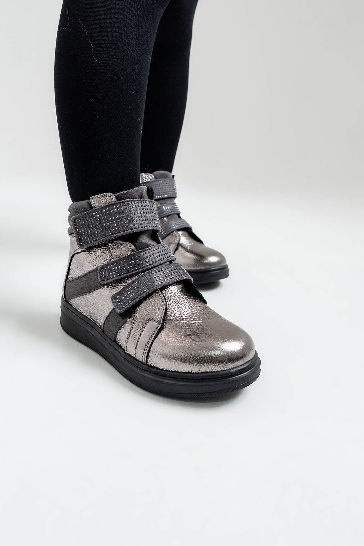 Kız Çocuk Gümüş Hakiki Deri Suya Dayanıklı Günlük Bot - Görsel 5