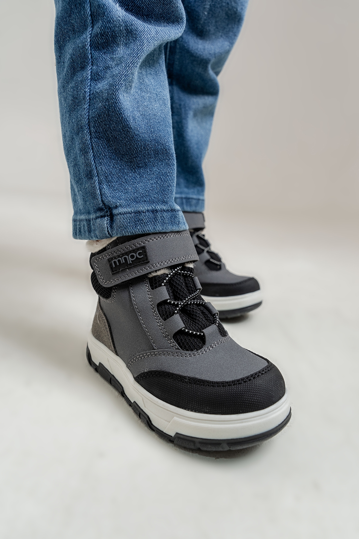 Erkek Çocuk Gri Suni Deri Suya Dayanıklı Anatomik Günlük Bot - Görsel 2