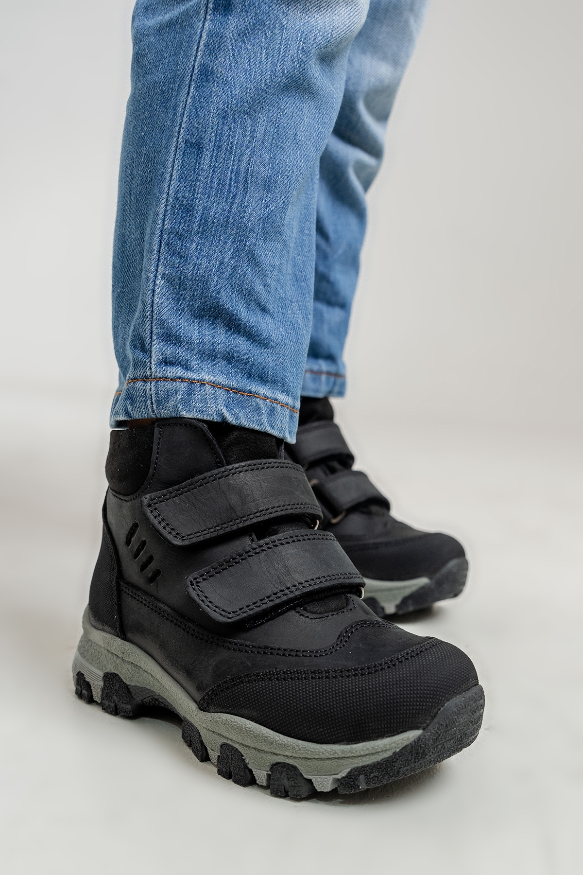 Erkek Çocuk Siyah Hakiki Deri Suya Dayanıklı Anatomik Günlük Bot - Görsel 3