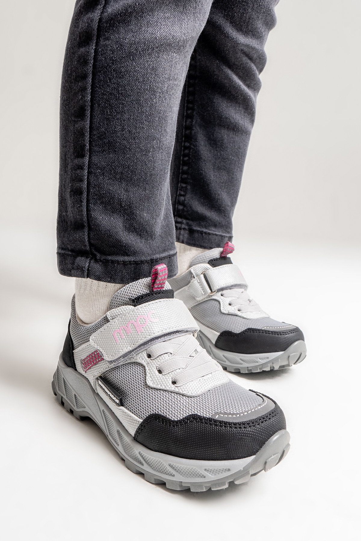 Kız Çocuk Gri-Pembe Su Geçirmez Anatomik Ayakkabı - Görsel 4