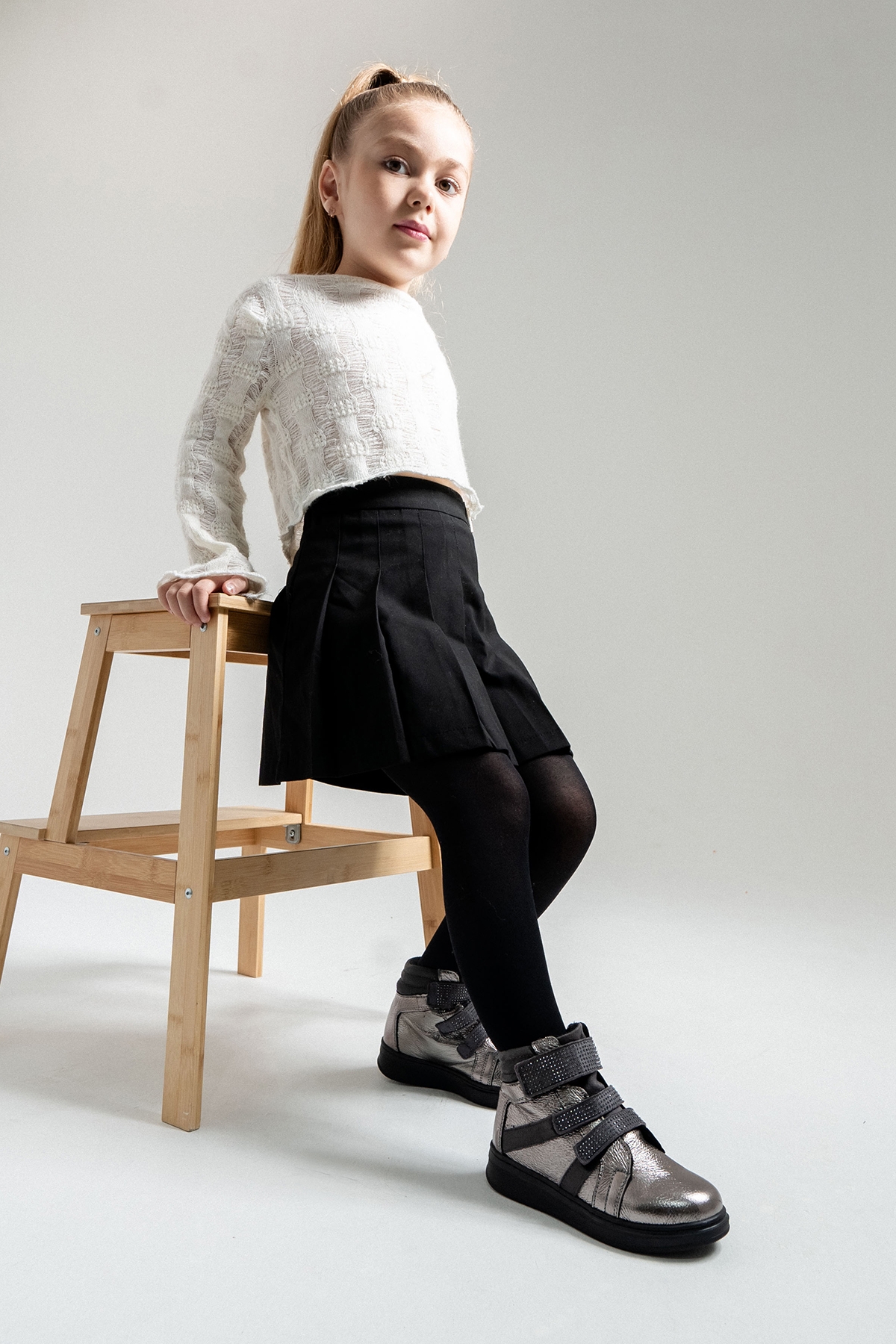 Kız Çocuk Gümüş Hakiki Deri Suya Dayanıklı Anatomik Günlük Bot - Görsel 3