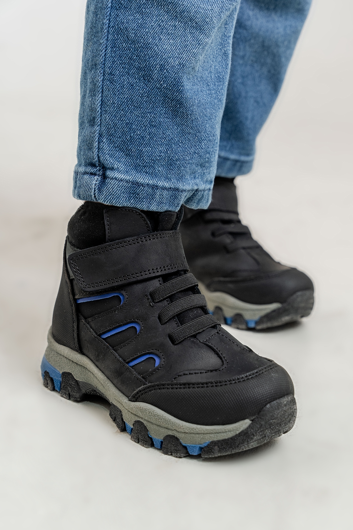 Erkek Çocuk Siyah Hakiki Deri Suya Dayanıklı Anatomik Günlük Bot - Görsel 2