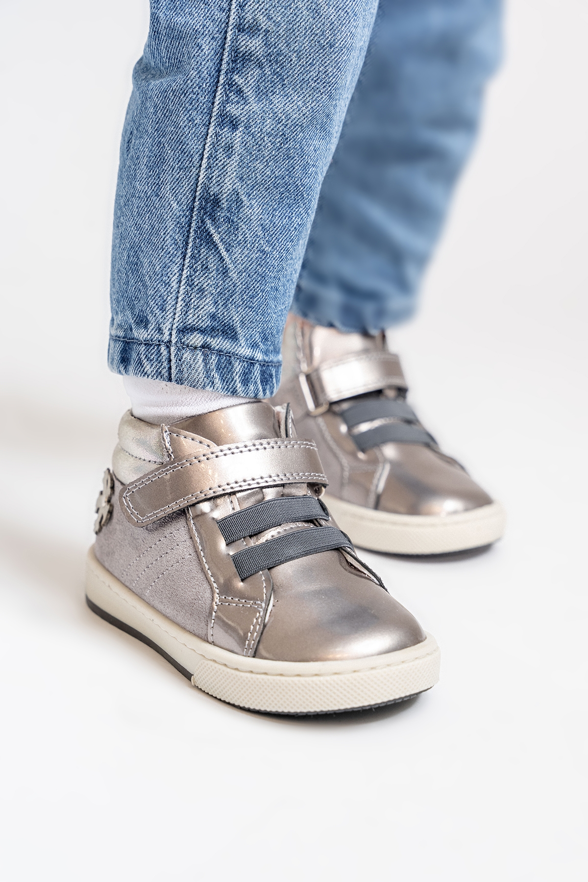 Kız Çocuk Platin Hakiki Deri Suya Dayanıklı Anatomik Günlük Bot - Görsel 2