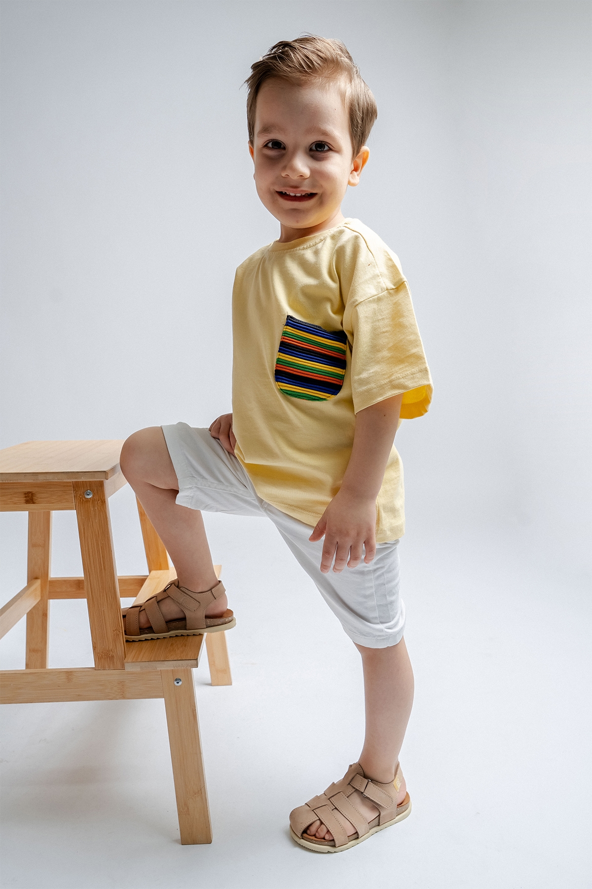 Unisex Çocuk Bej Hakiki Deri Mantar Tabanlı Günlük Çocuk Sandalet - Görsel 2