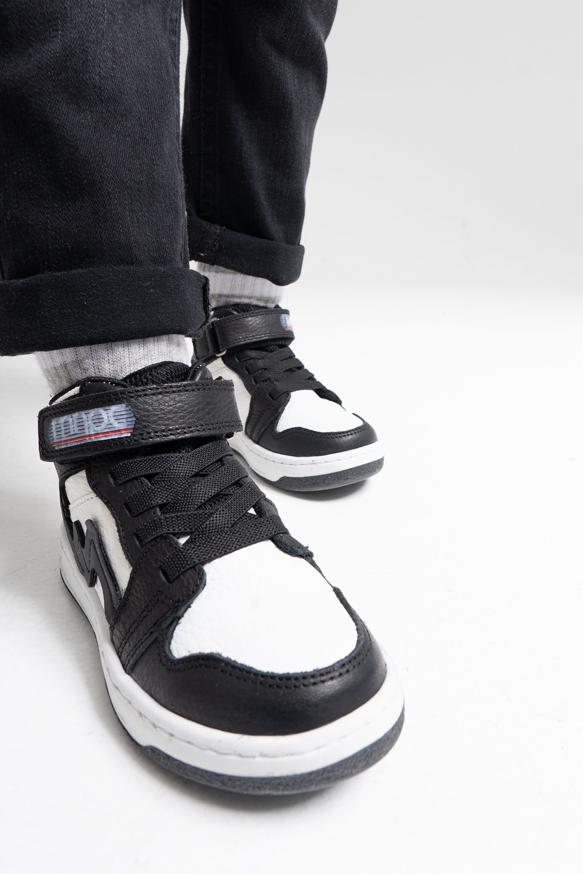 Unisex Çocuk Siyah-Beyaz Hakiki Deri Anatomik Günlük Bot - Görsel 4