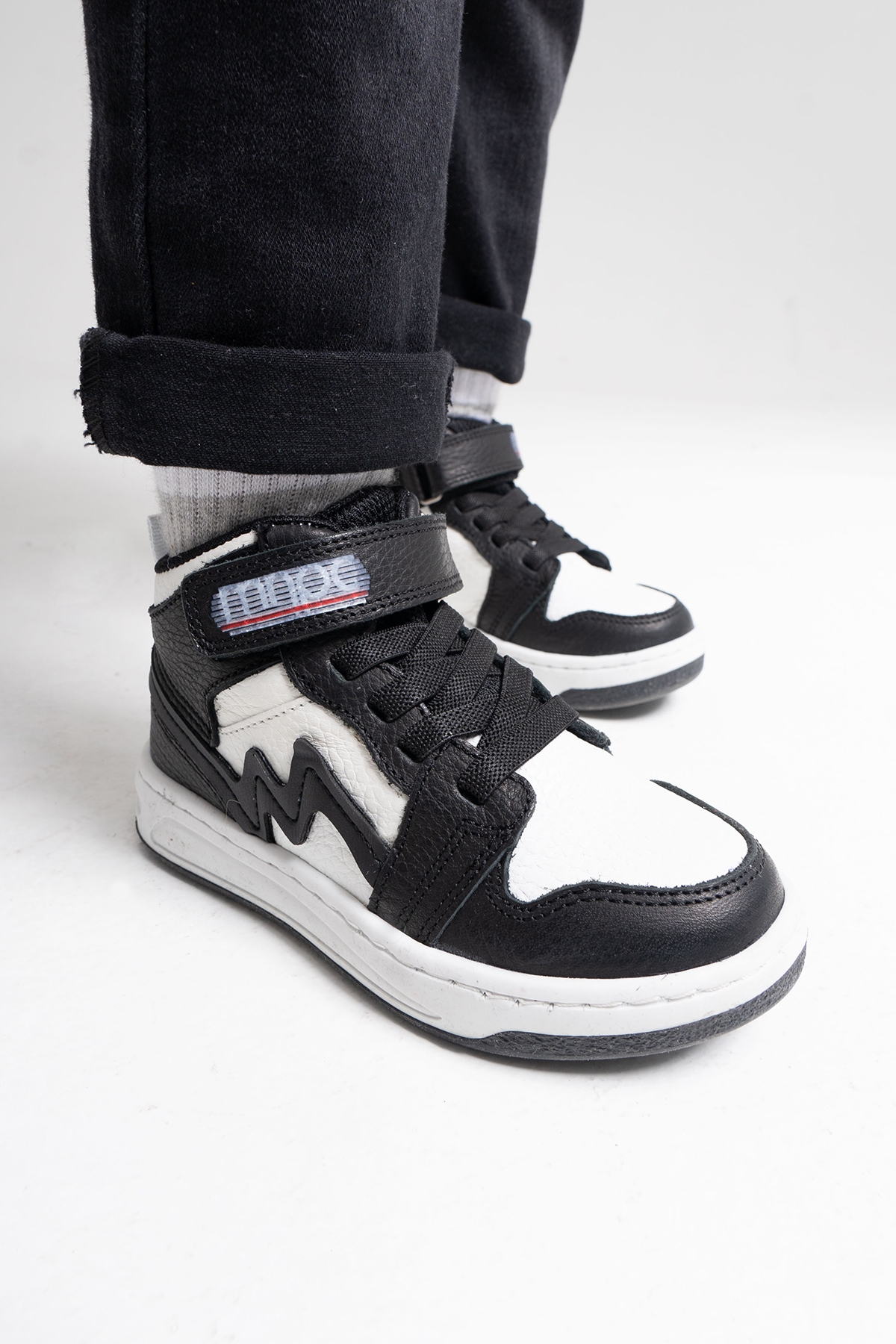 Unisex Çocuk Siyah-Beyaz Hakiki Deri Anatomik Günlük Bot - Görsel 5