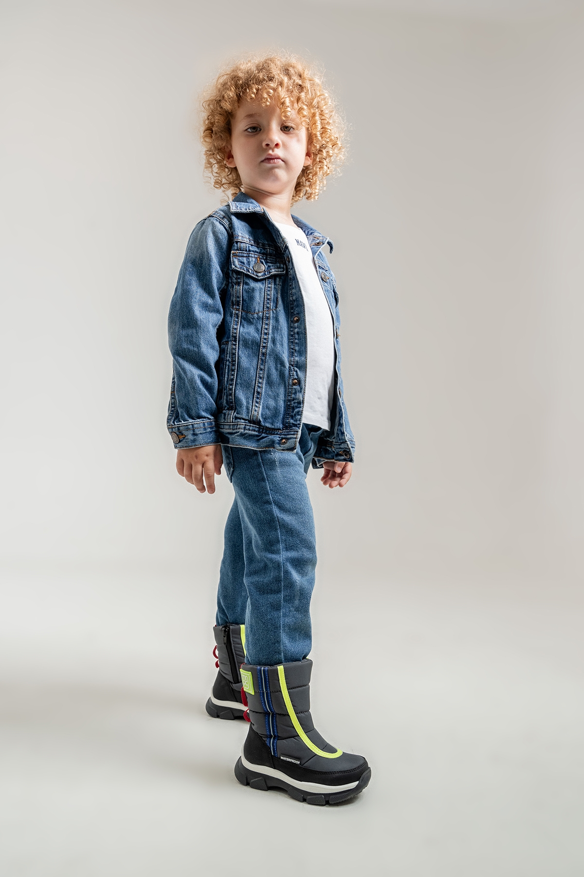 Erkek Çocuk Antrasit Su Geçirmez Anatomik Günlük Bot - Görsel 2