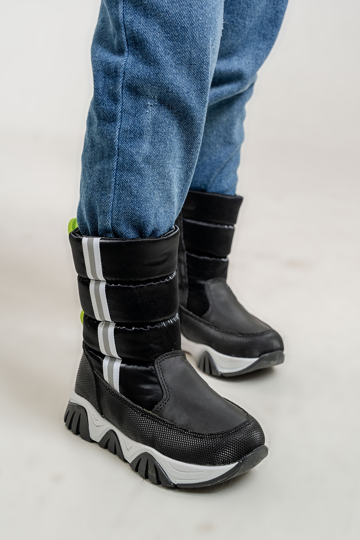 Erkek Çocuk Siyah Suni Deri Suya Dayanıklı Kürklü Günlük Bot - Görsel 2