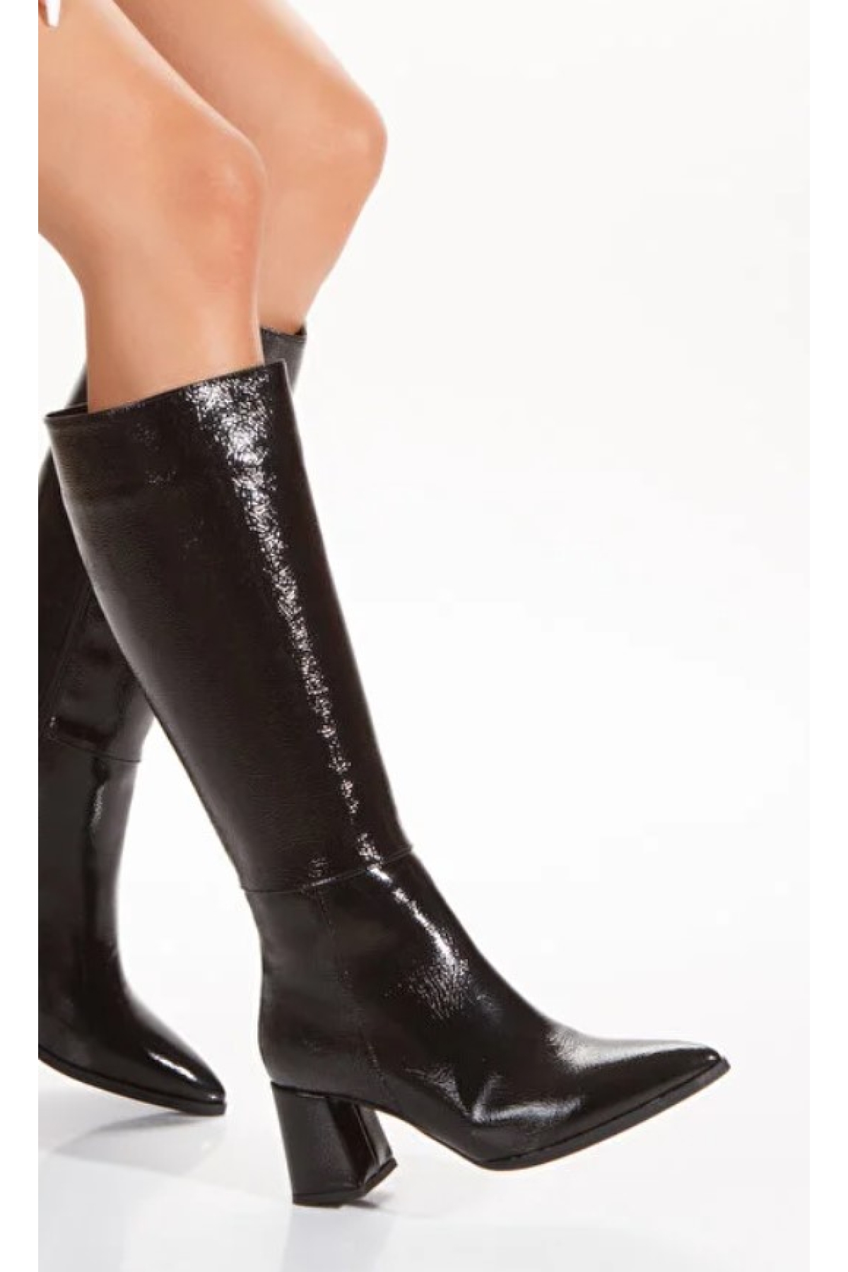 Sivri Burun Fermuarsız Kadın Çizme - Görsel 5