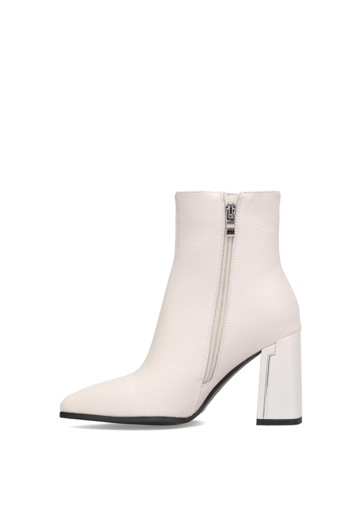 25K137 Kadın Topuklu Bot - Görsel 4