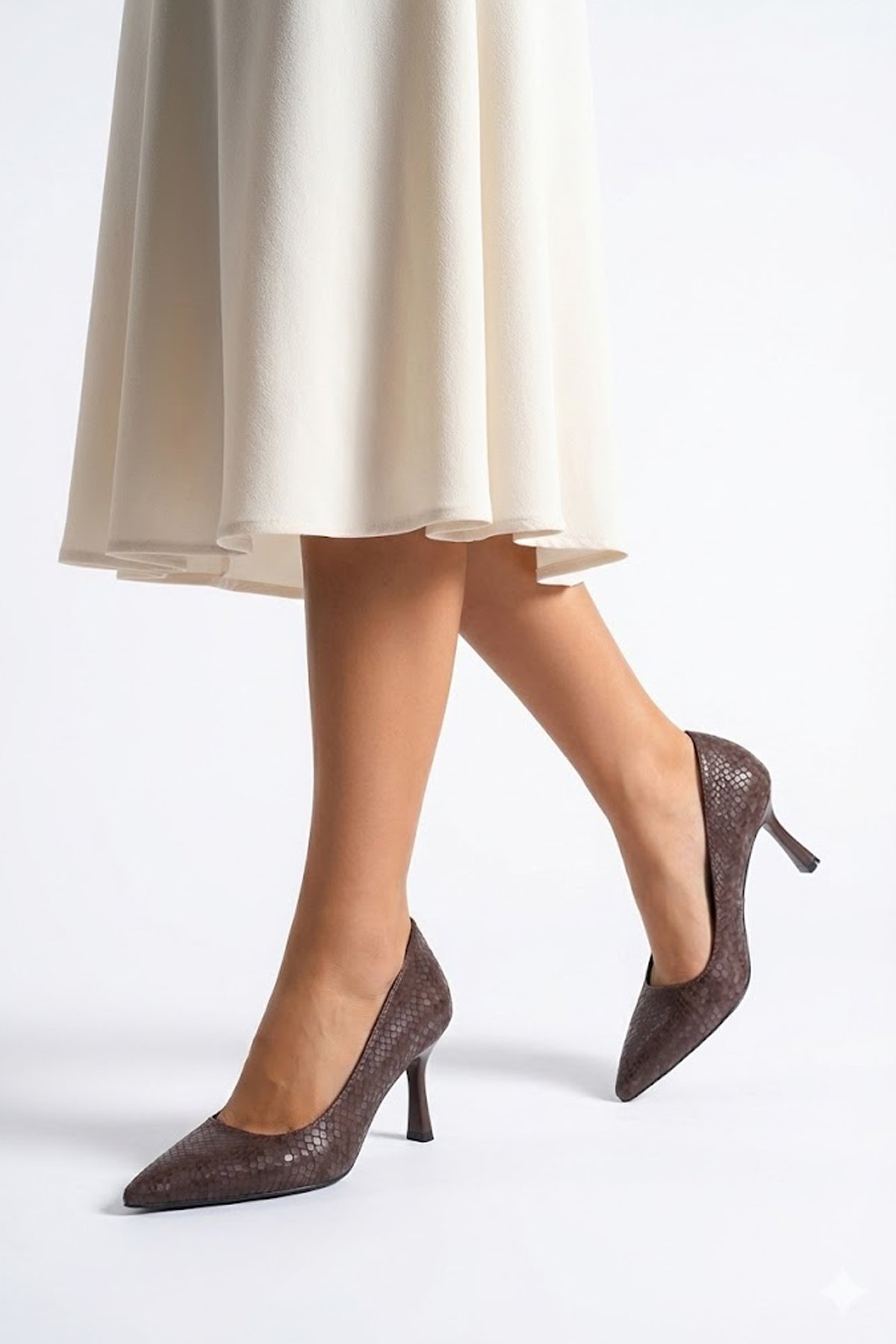 Elit 25KMST1184Y Kadın Klasik Topuklu ayakkabı Kahverengi - Görsel 3