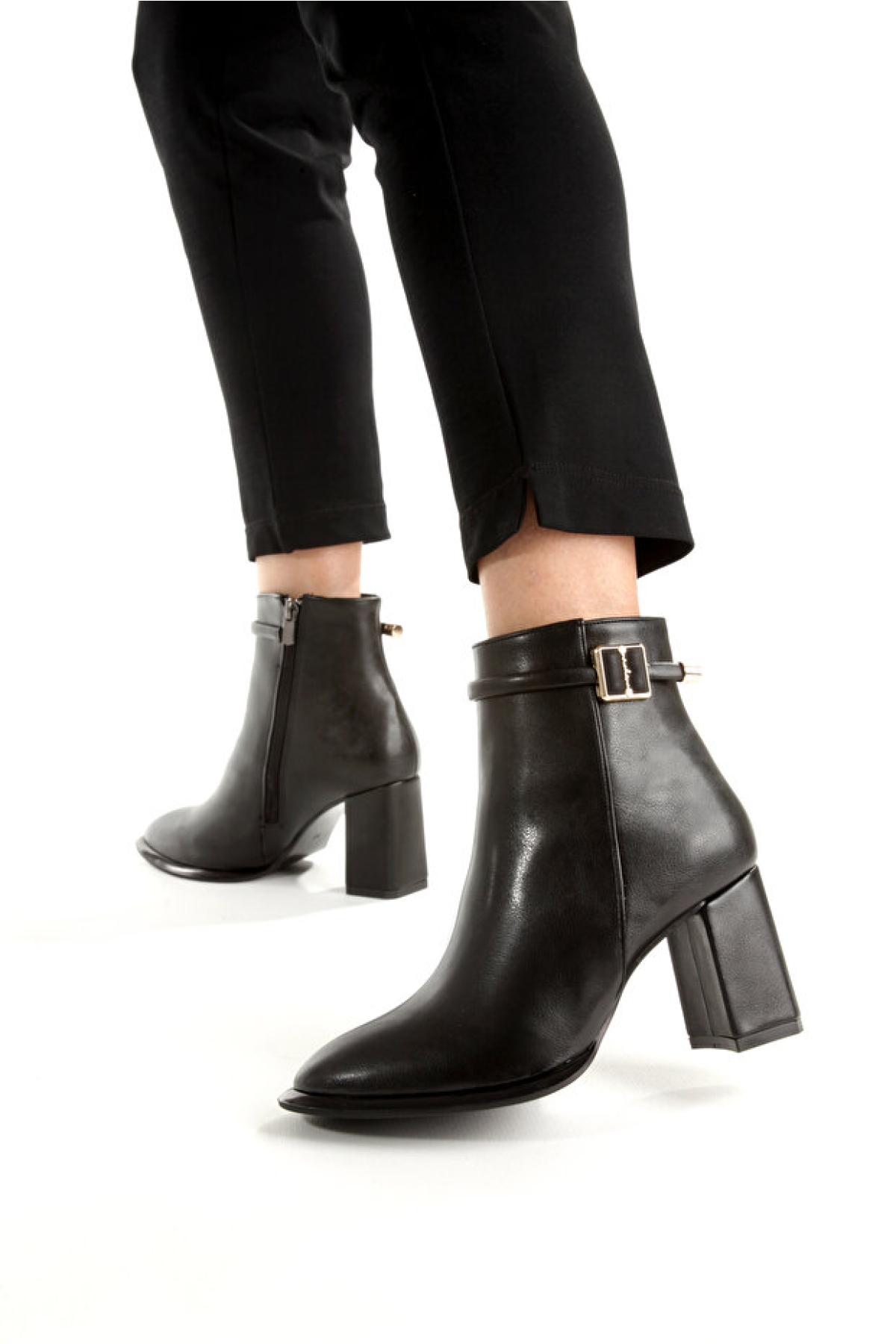 655458 Kadın Kalın Topuklu Fermuarlı Bot - Görsel 3