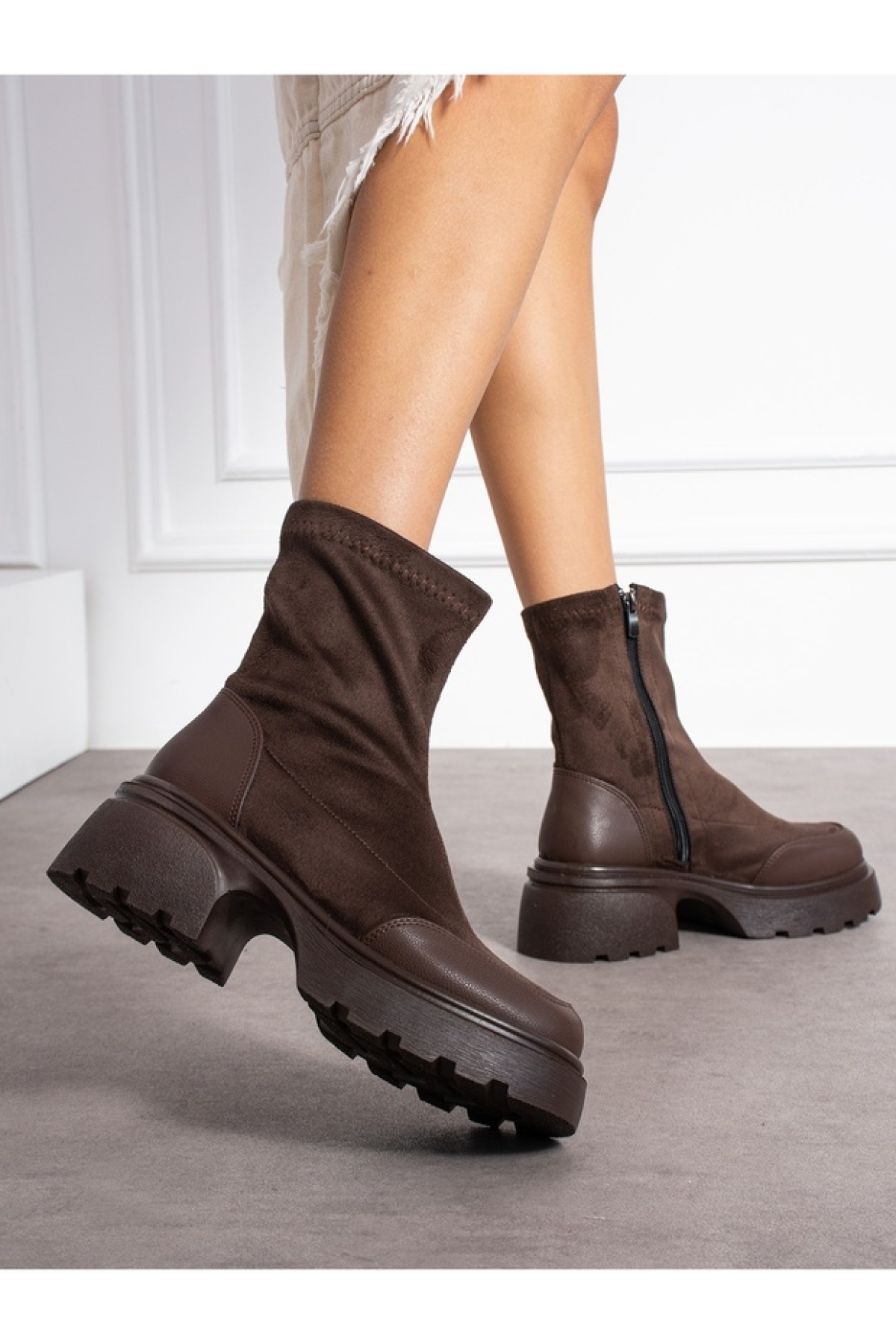 332163 Kadın Stretch Süet Kalın Tabanlı Bot - Görsel 3