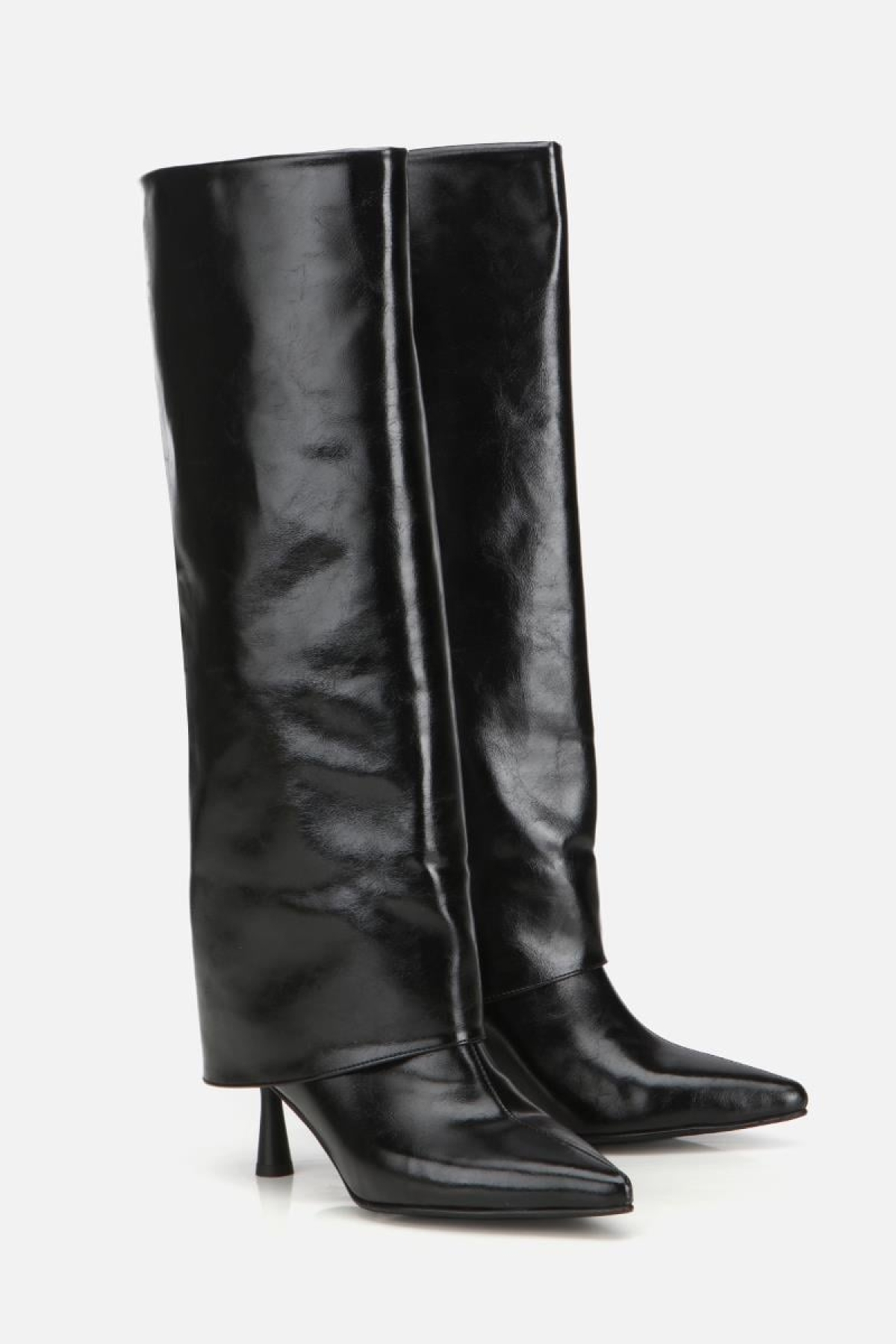 Kadın Rugan Siyah Kırışık Görünümlü Topuklu Çizme - Görsel 3