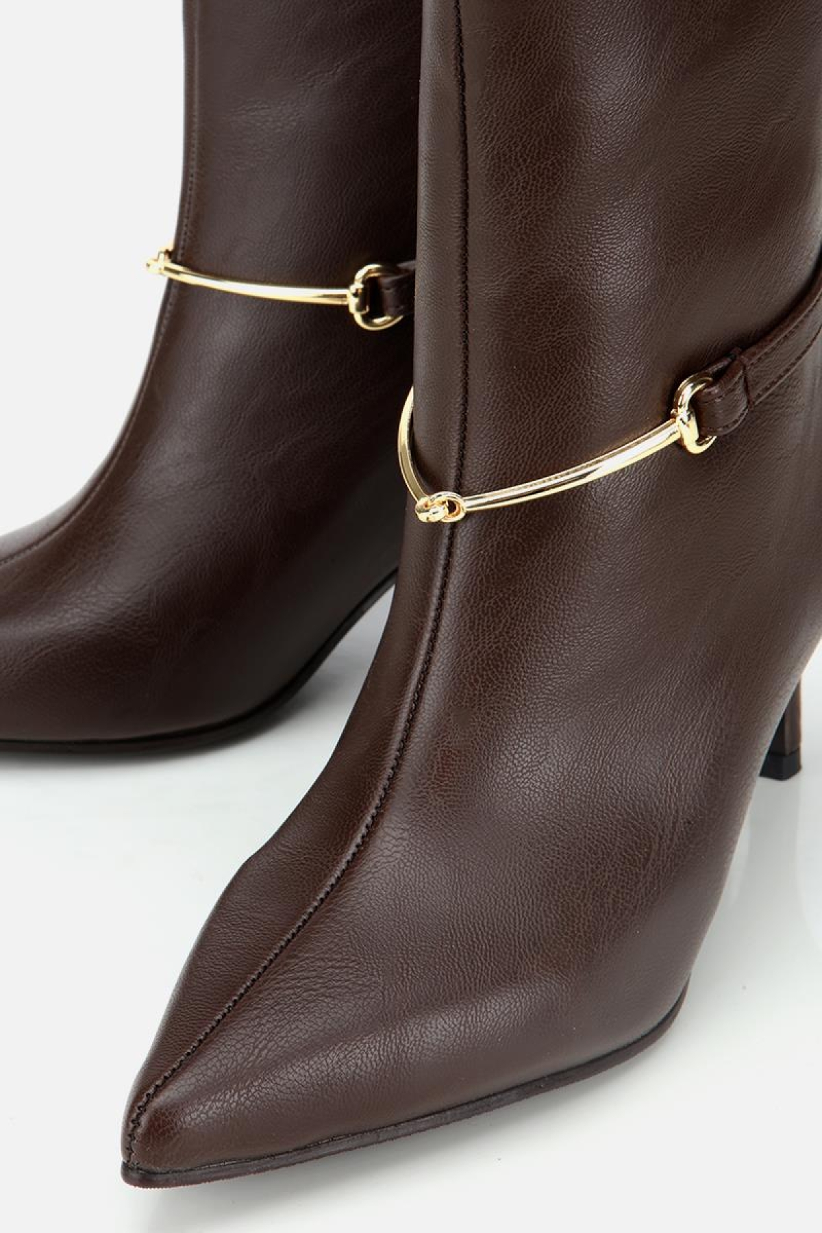 Kadın Kahverengi Kemer Detaylı Tokalı Bilekte Topuklu Bot - Görsel 5