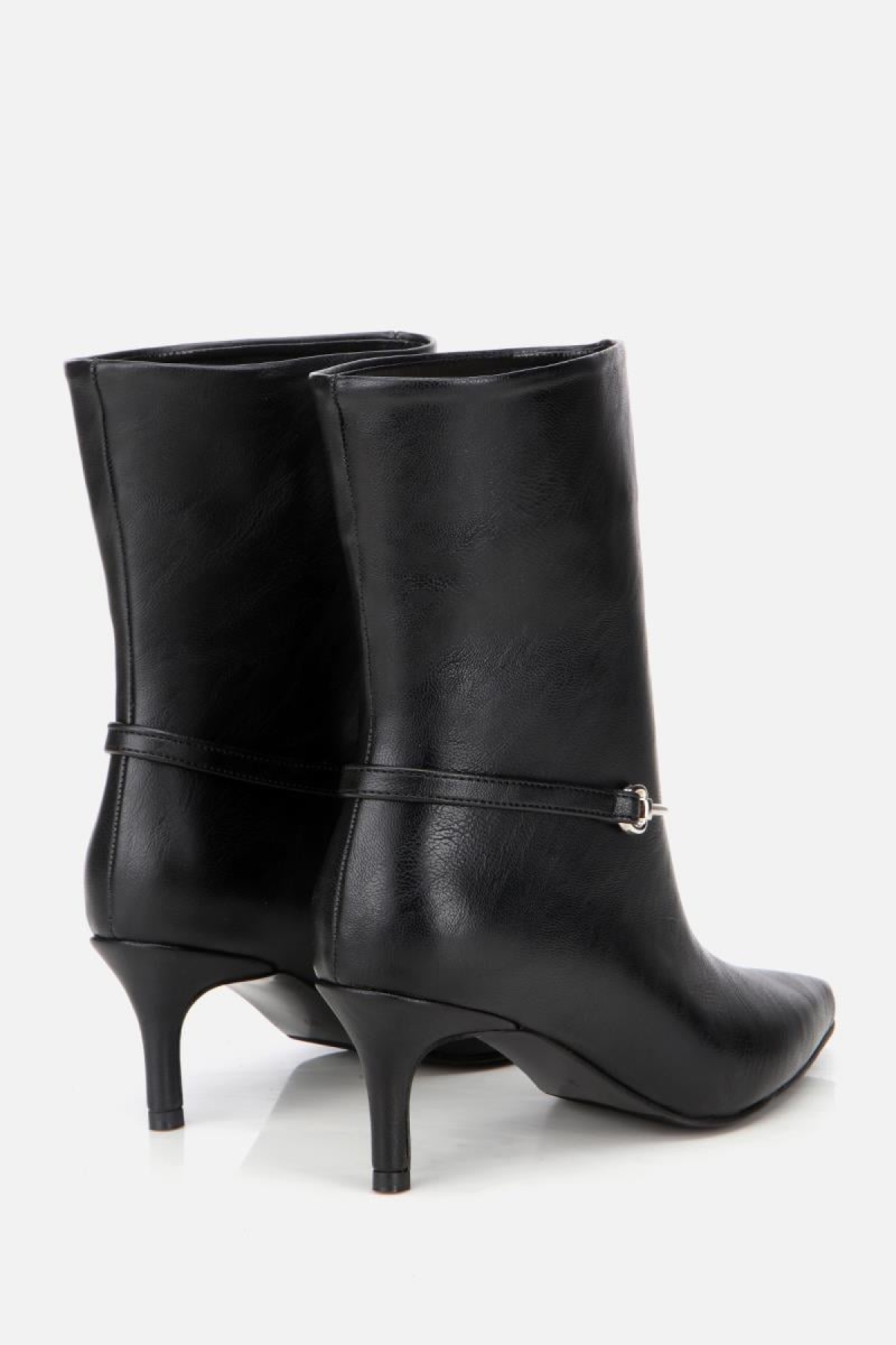 Kadın Siyah Kemer Detaylı Tokalı Bilekte Topuklu Bot - Görsel 4