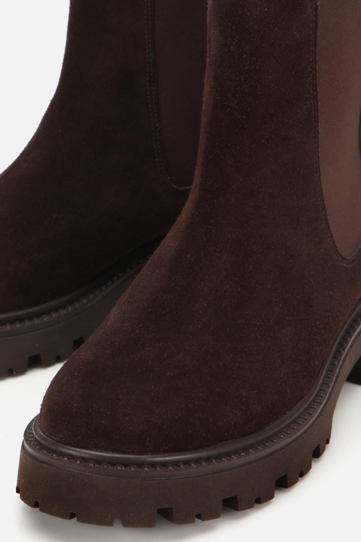 Kadın Deri Süet Kahverengi Lastik Detaylı Kalın Tabanlı Düz Bot - Görsel 5