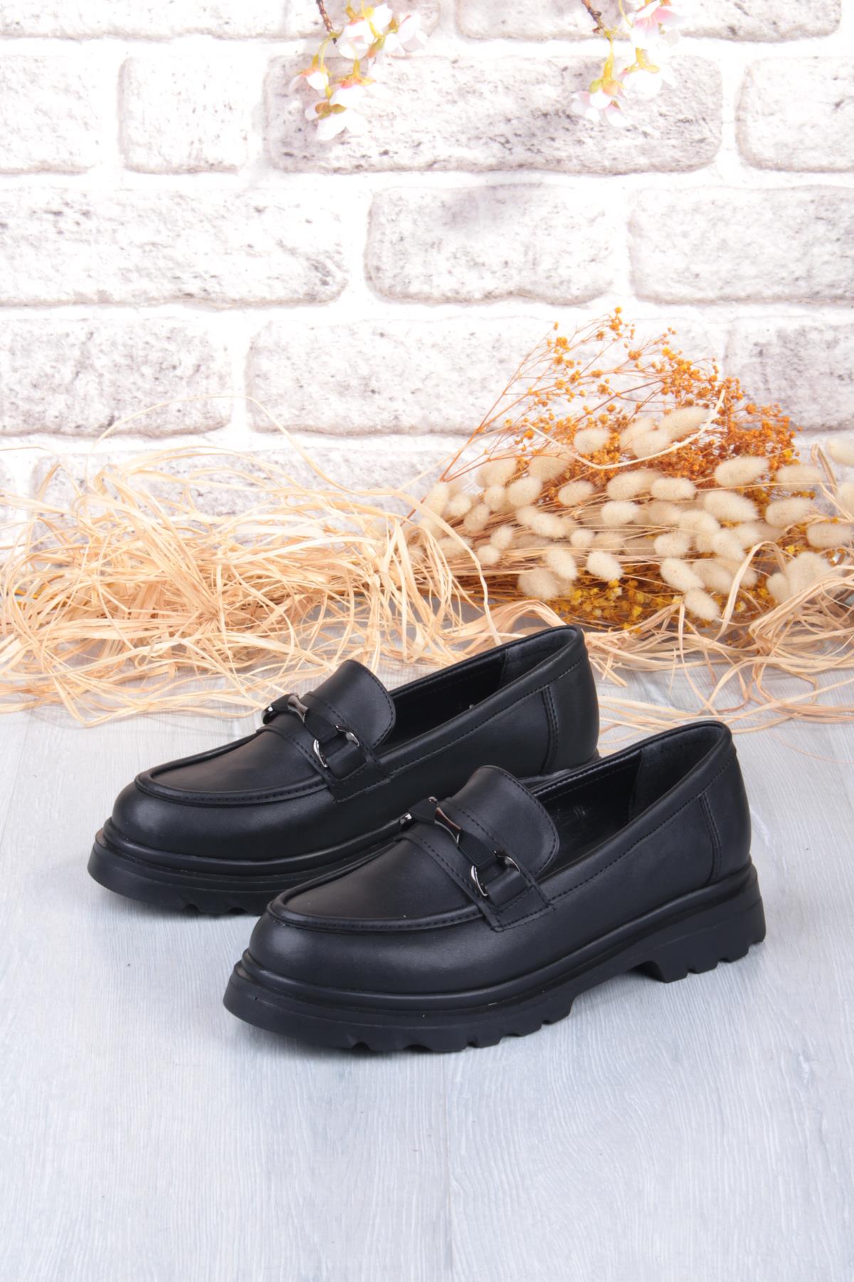 35830 Siyah Cilt Toka Detaylı Rahat Loafer Kadın Ayakkabı - Görsel 5