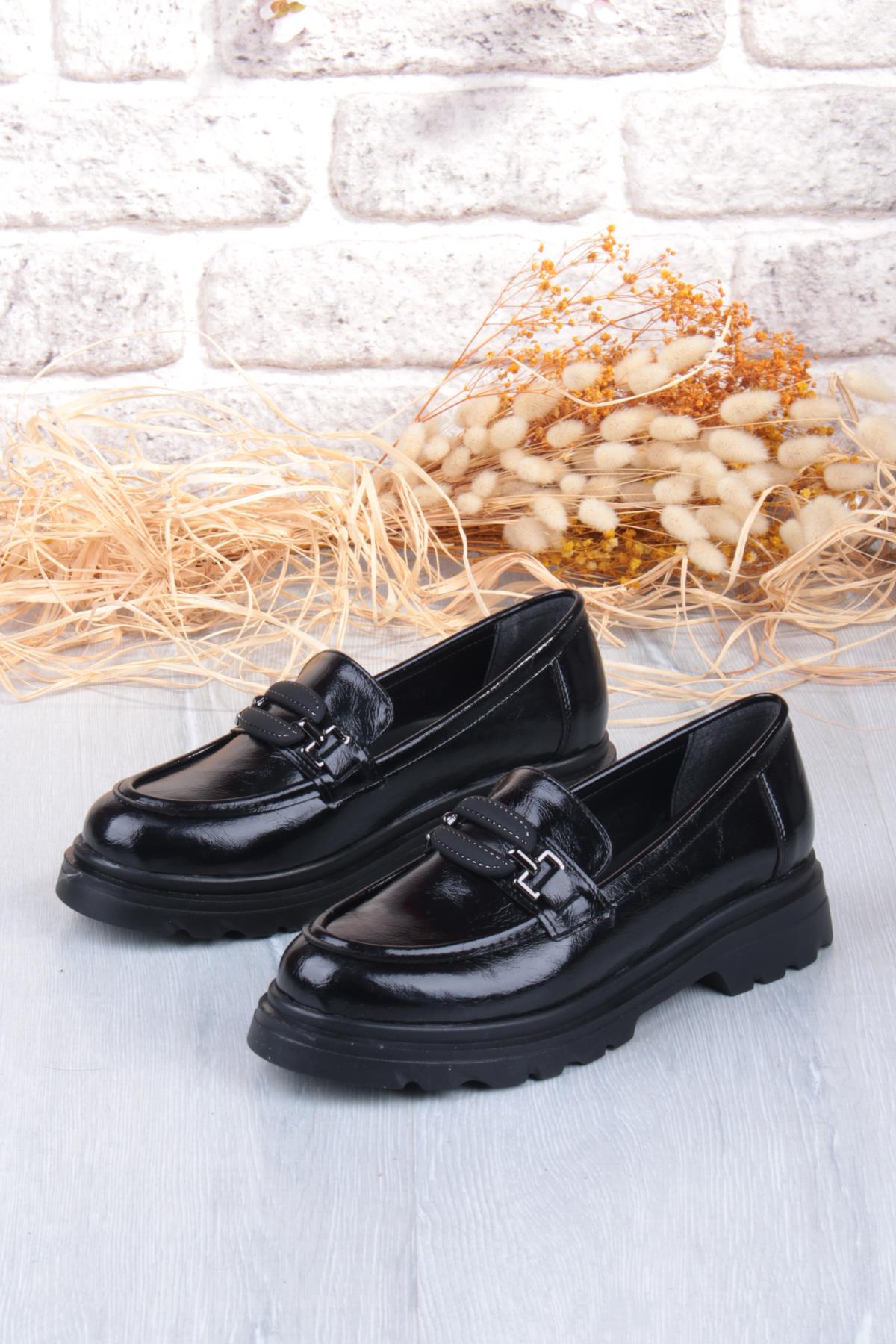 35833 Siyah Açma Toka Detaylı Rahat Loafer Kadın Ayakkabı - Görsel 5