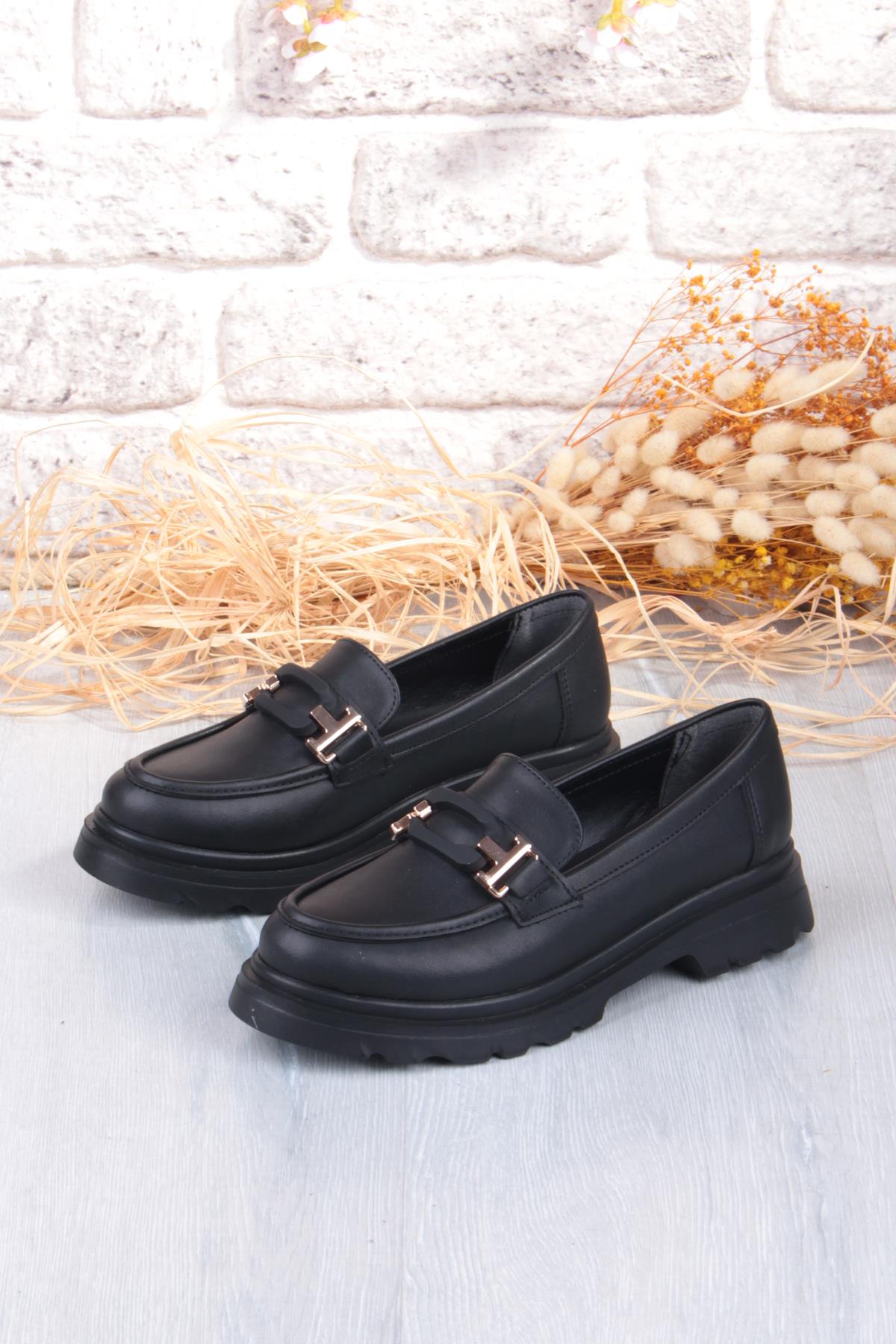 35832 Siyah Cilt Toka Detaylı Rahat Loafer Kadın Ayakkabı - Görsel 5