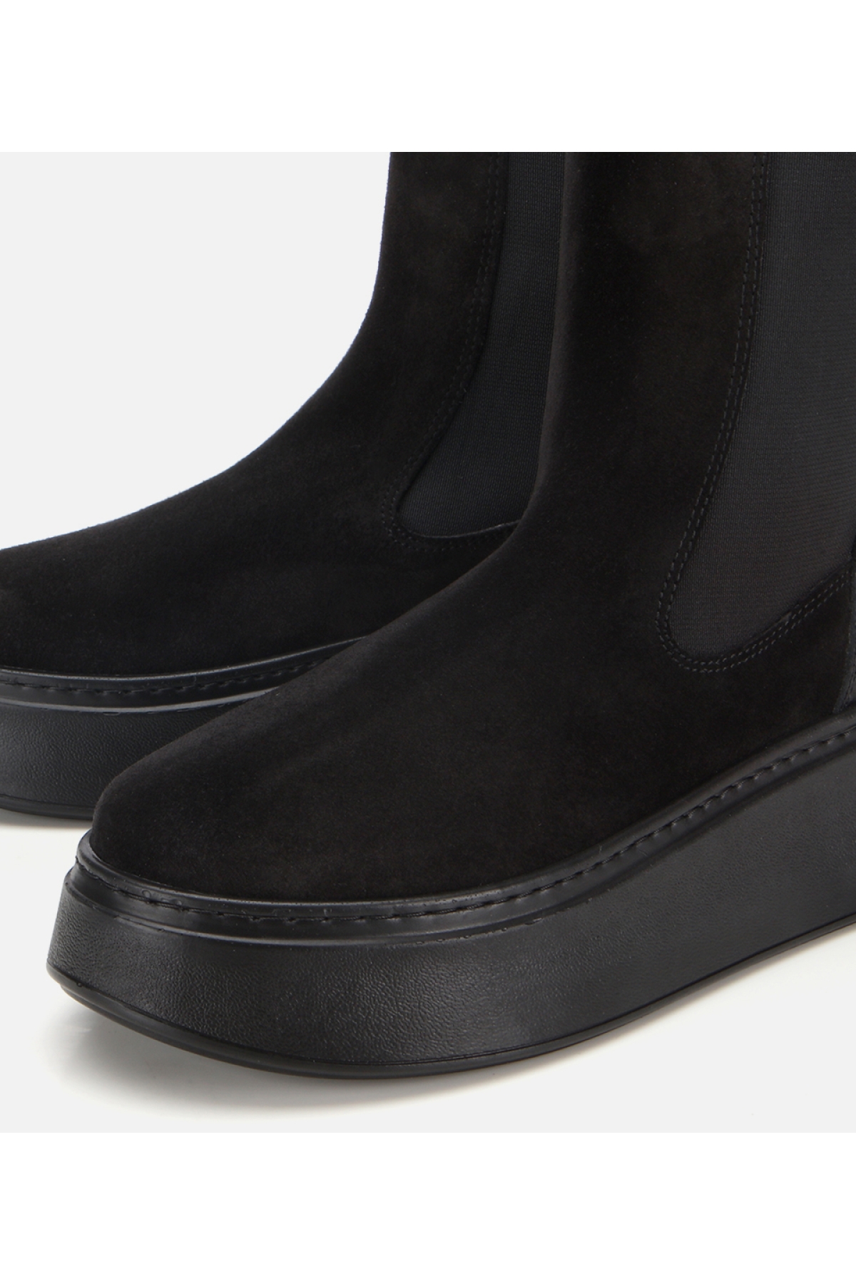 Kadın Süet Deri Siyah Lastik Detaylı Kalın Tabanlı Düz Bot - Görsel 3