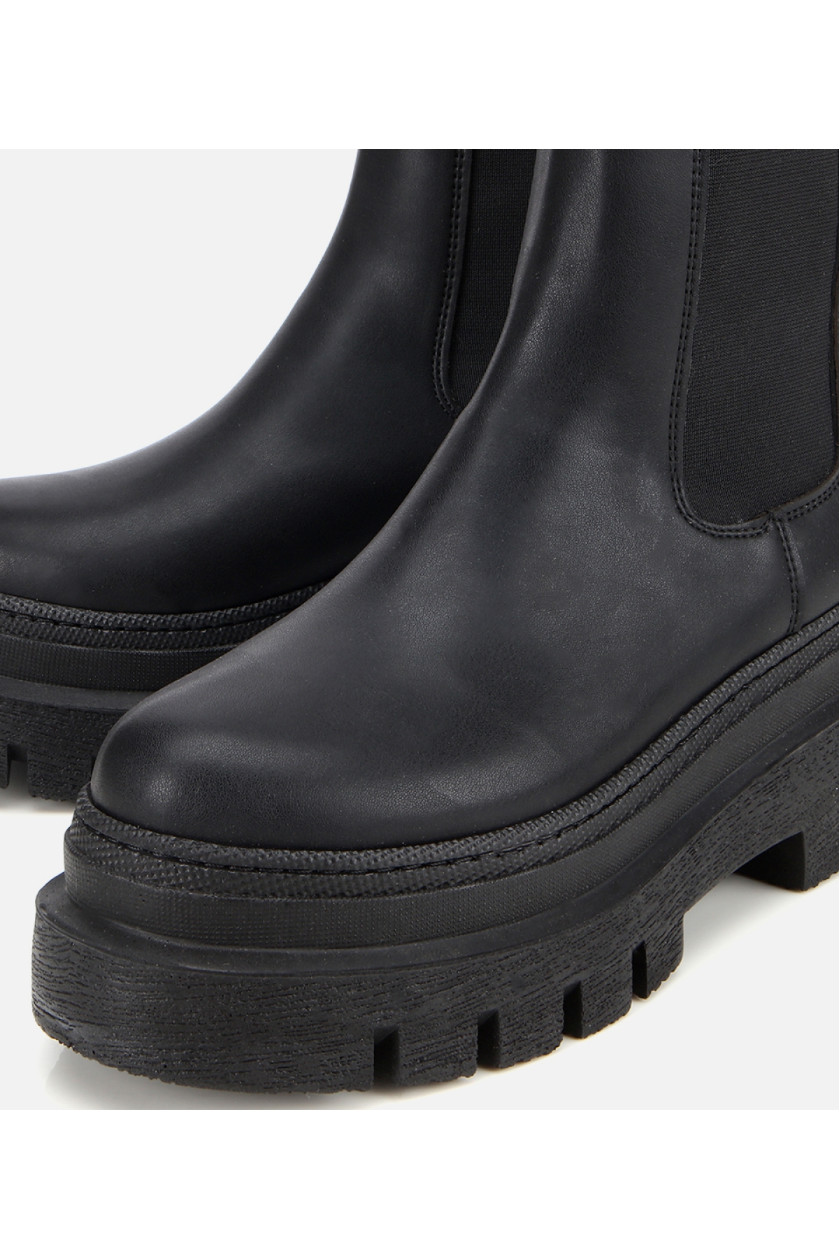 Kadın Siyah Lastik Detaylı Kalın Tabanlı Düz Bot - Görsel 3