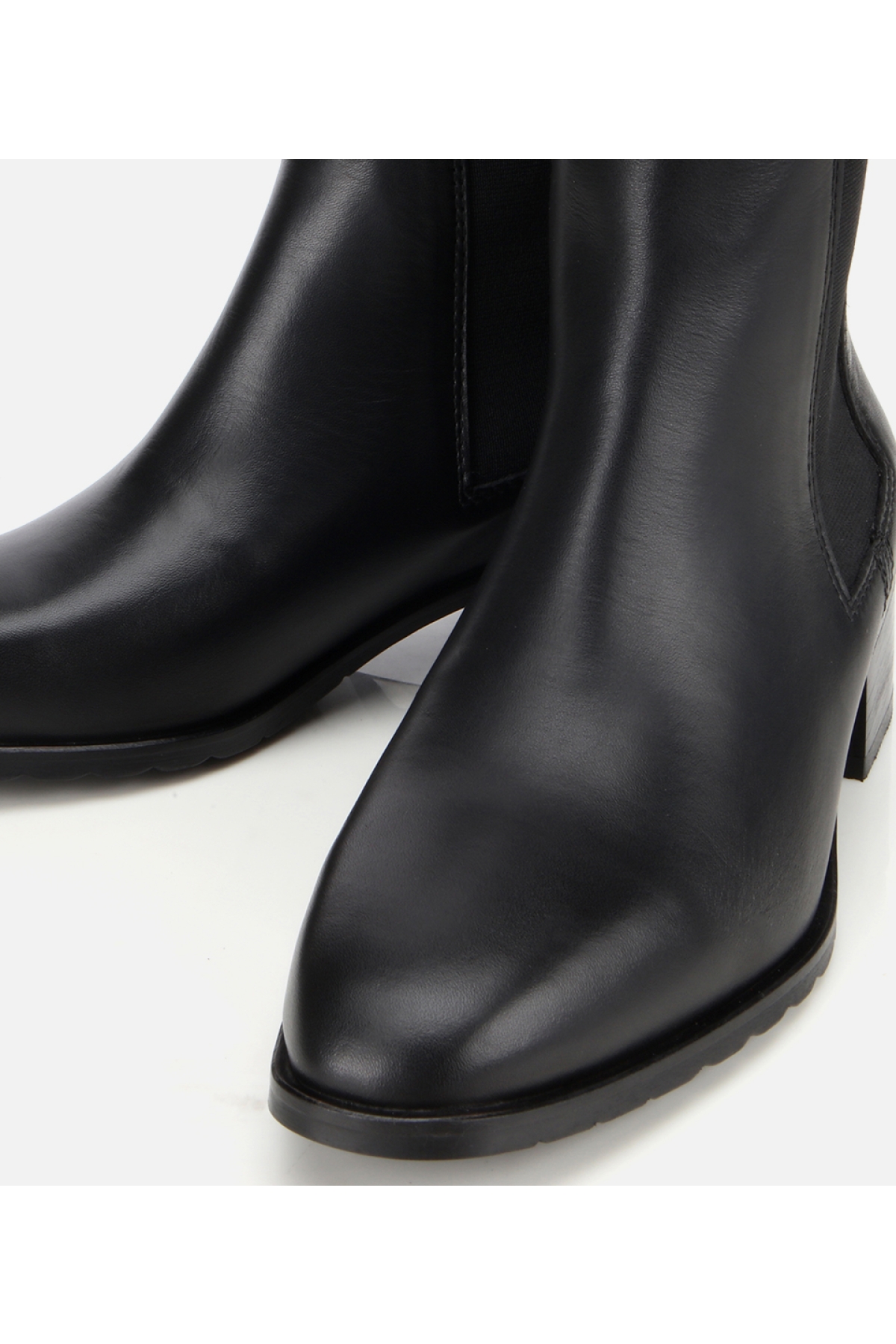 Kadın Deri Siyah Lastik Detaylı Düz Bot - Görsel 4