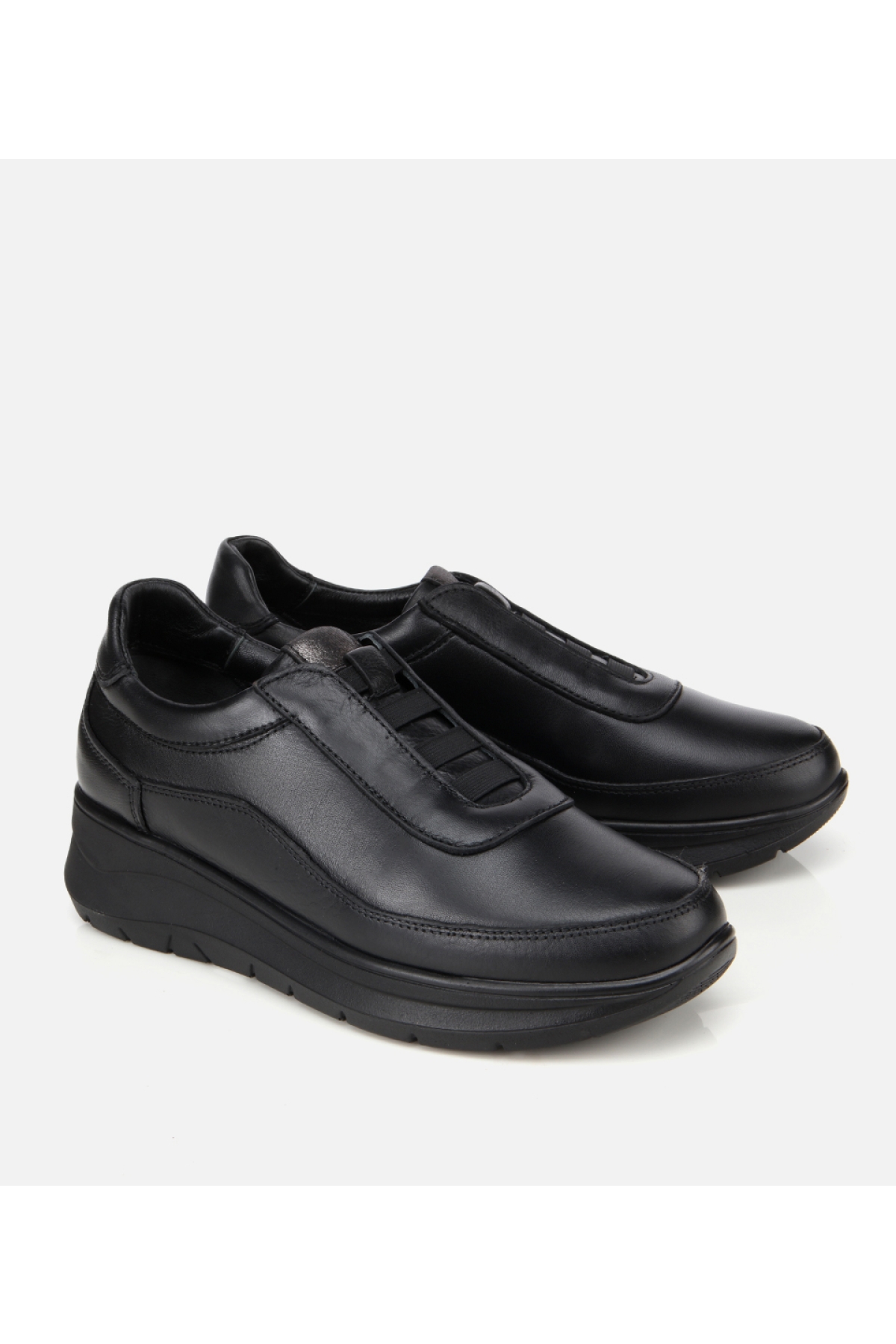 Kadın Deri Siyah Lastik Detaylı Dolgu Topuklu Günlük Loafer - Görsel 2