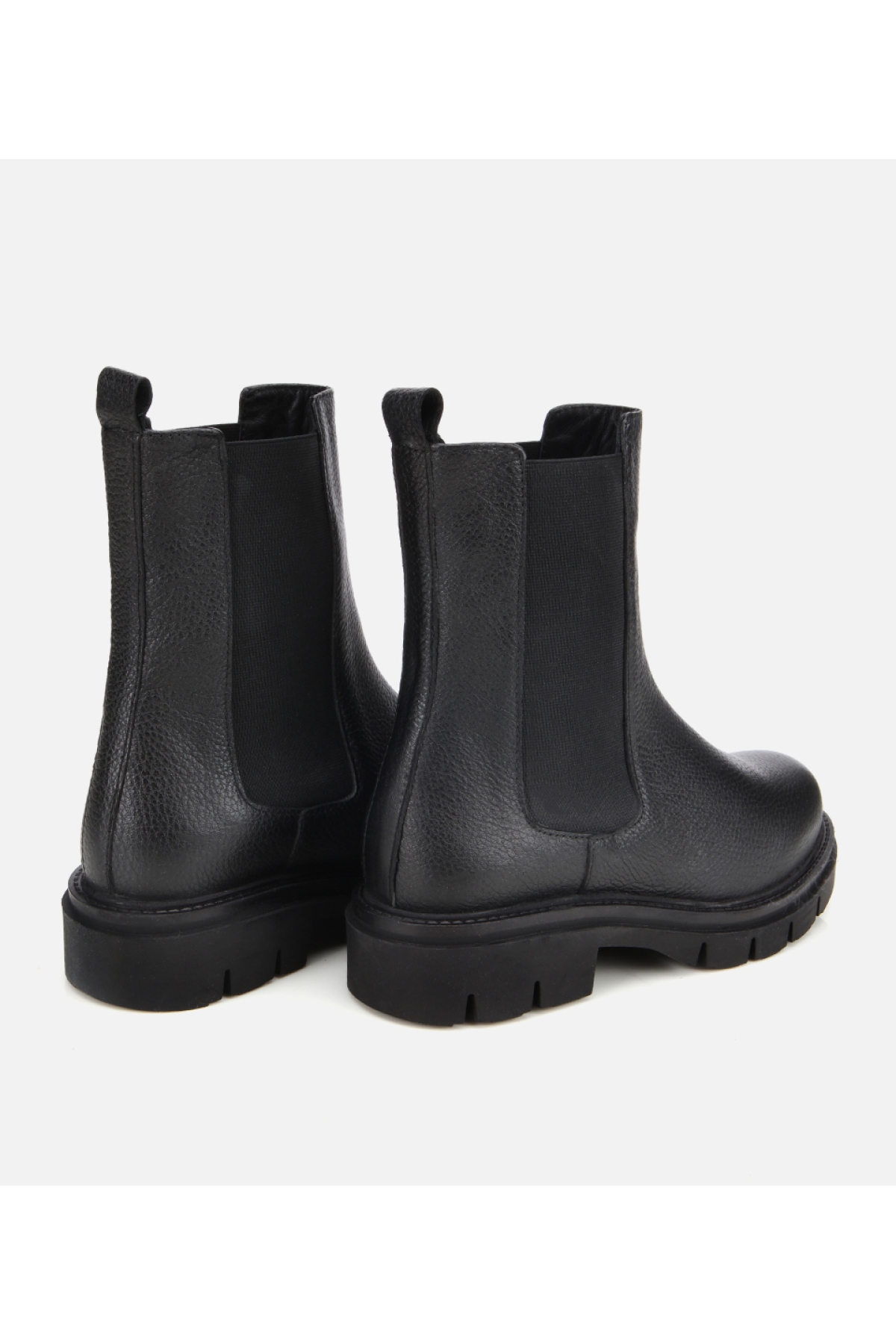 Kadın Deri Siyah Lastik Detaylı Düz Bot - Görsel 4