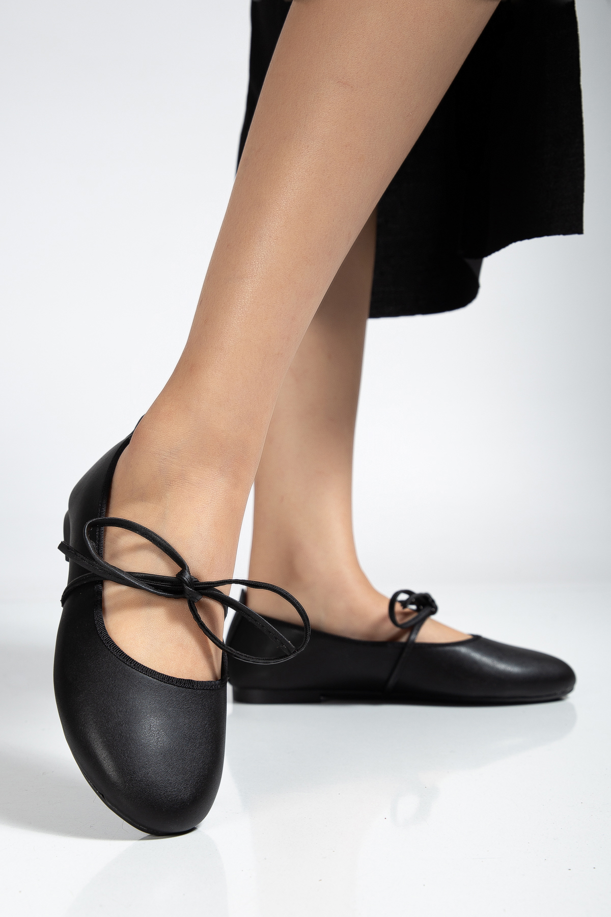 Memory Taban Günlük Kadın Fiyonk Babet Siyah Cilt