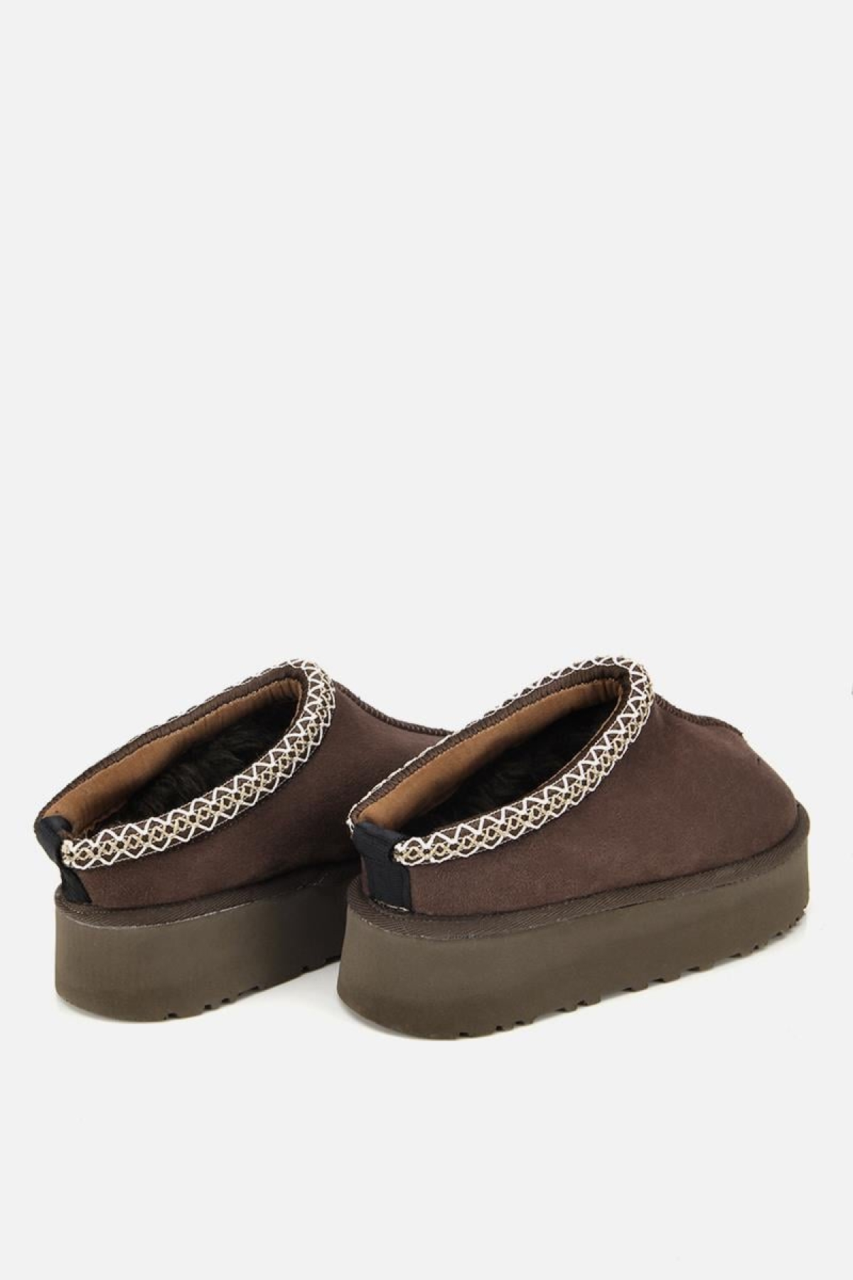 Kadın Süet Kahverengi Dikiş Detaylı İçi Kürklü Yüksek Tabanlı Yarım Bot Terlik - Görsel 5