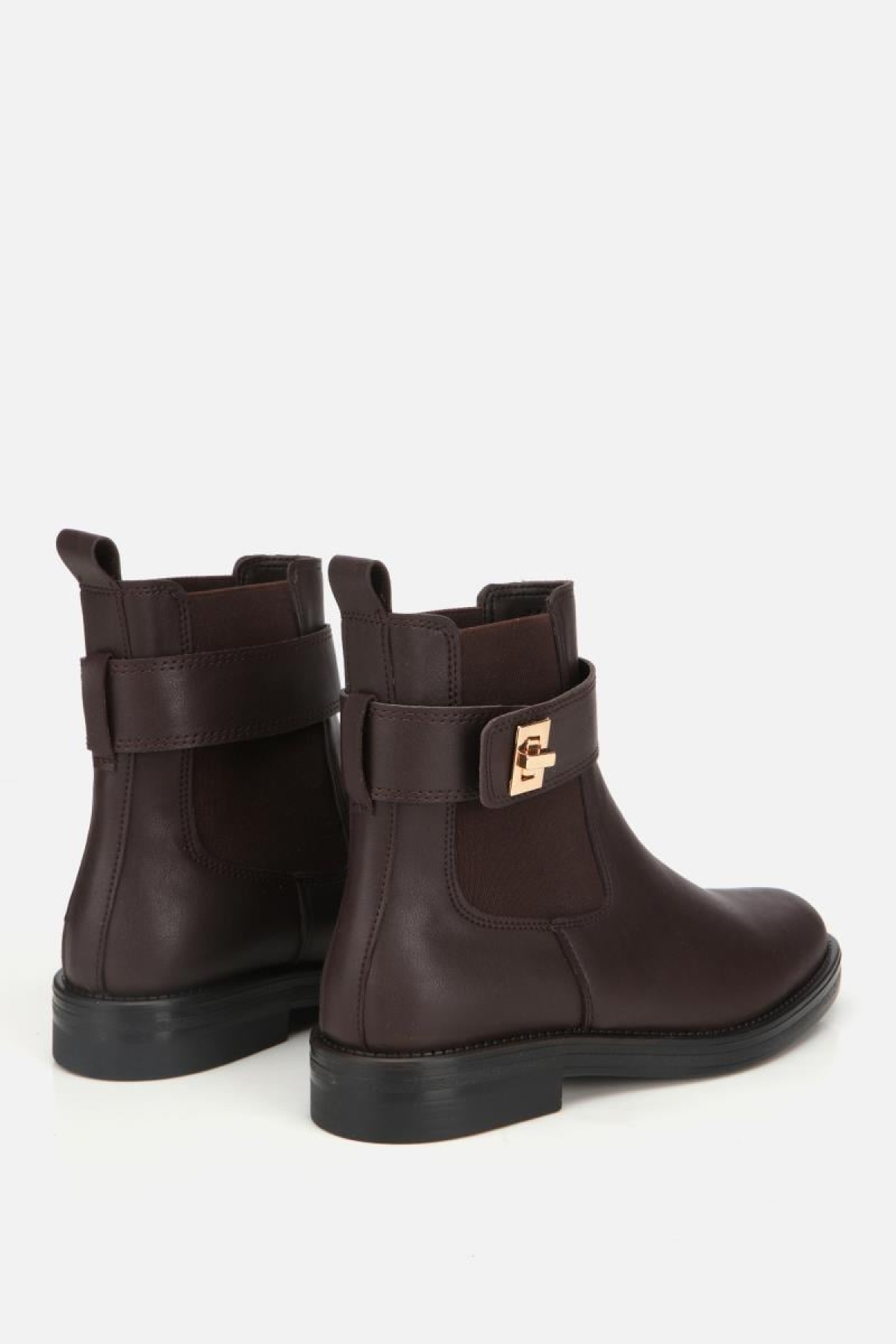 Kadın Kahverengi Tokalı Lastik Detaylı Düz Bot - Görsel 4