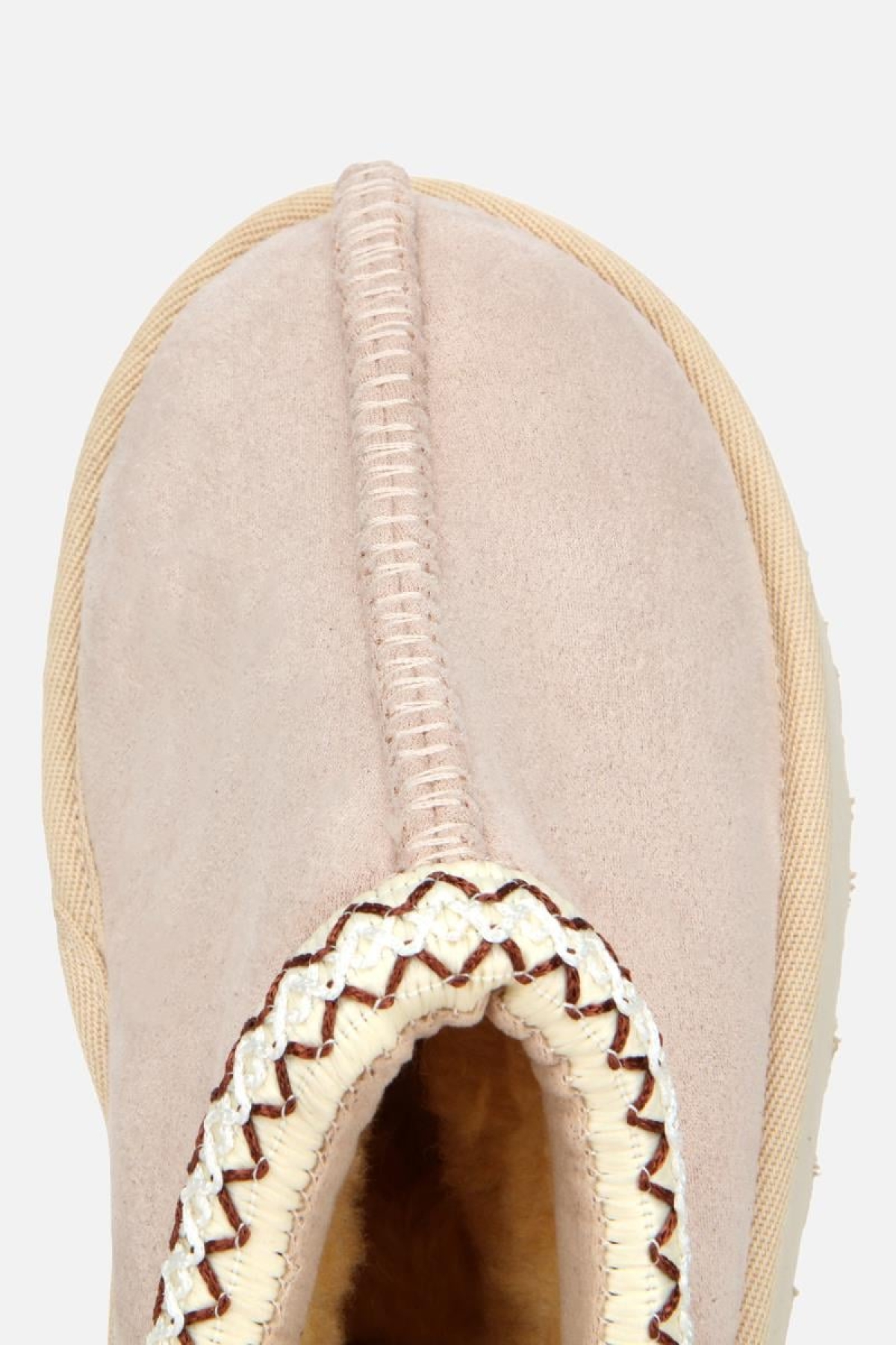 Kadın Süet Bej Dikiş Detaylı İçi Kürklü Yüksek Tabanlı Yarım Bot Terlik - Görsel 6