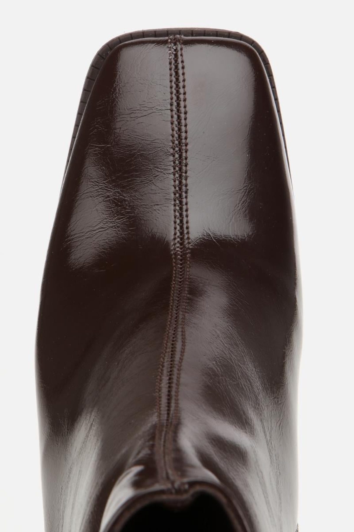 Kadın Rugan Kahverengi Fermuarlı Küt Burunlu Topuklu Bot - Görsel 6