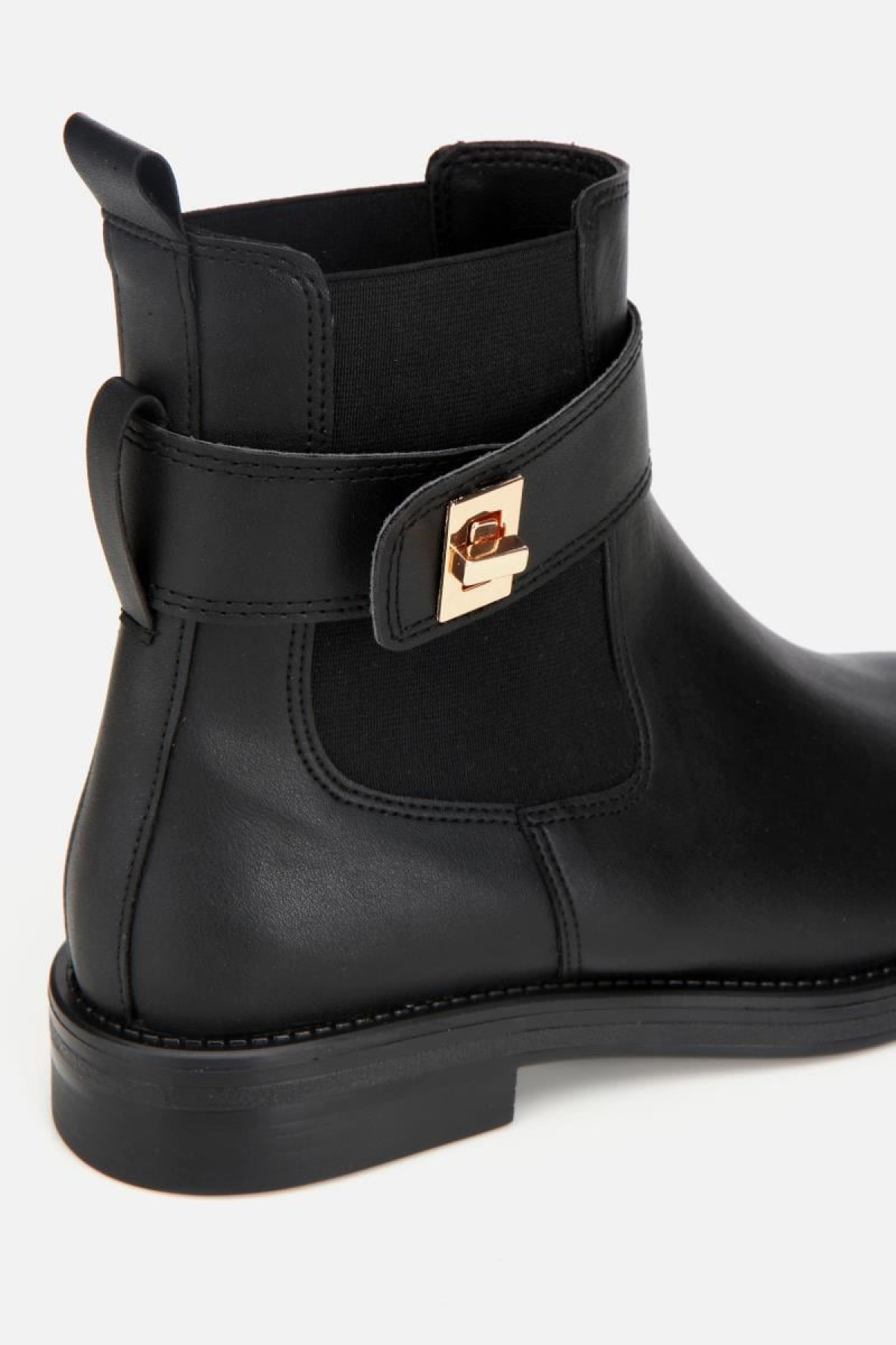 Kadın Siyah Tokalı Lastik Detaylı Düz Bot - Görsel 7