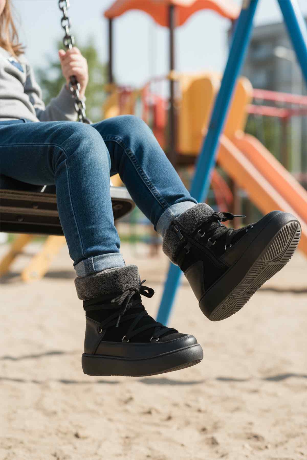 Siyah Fermuarlı Kız Çocuk Düz Bot - Görsel 3