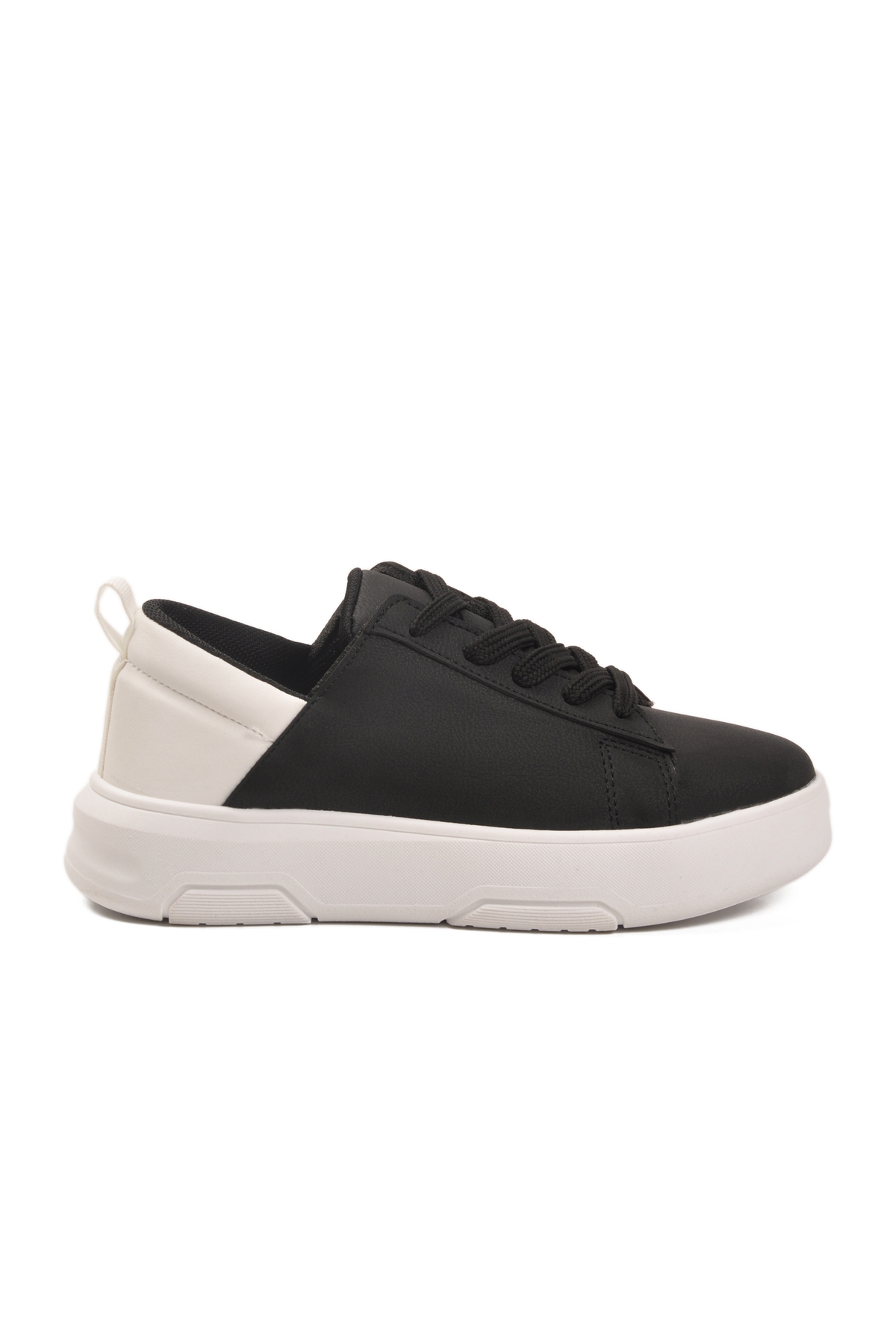 Aspor Siyah Beyaz Bağcıklı Kadın Spor Ayakkabı - Görsel 2