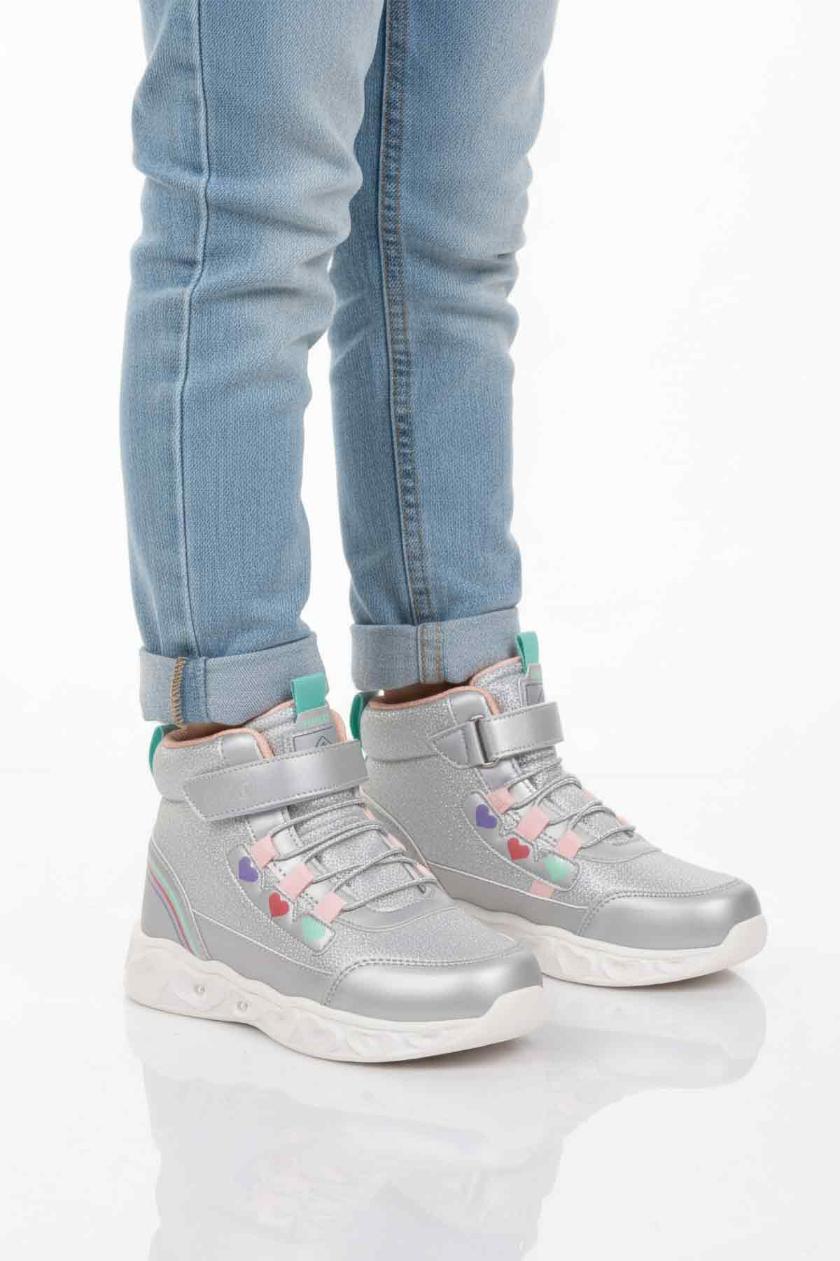 Cool Siyah Gümüş Işıklı Cırtlı Kız Çocuk Sneaker Bot model görseli