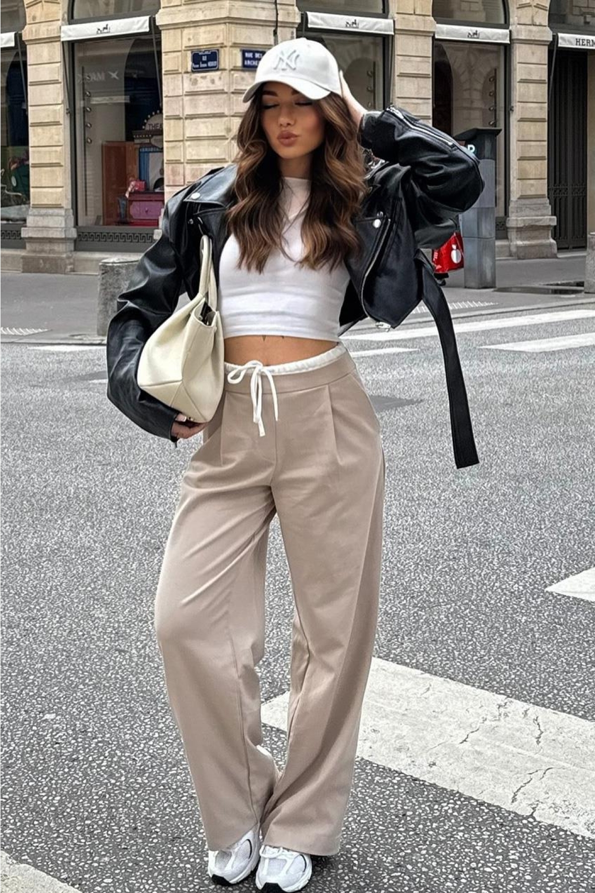 Bej Çift Bel Bantlı Wide Leg Kadın Pantolon MG2551 Fiyatları | Flo