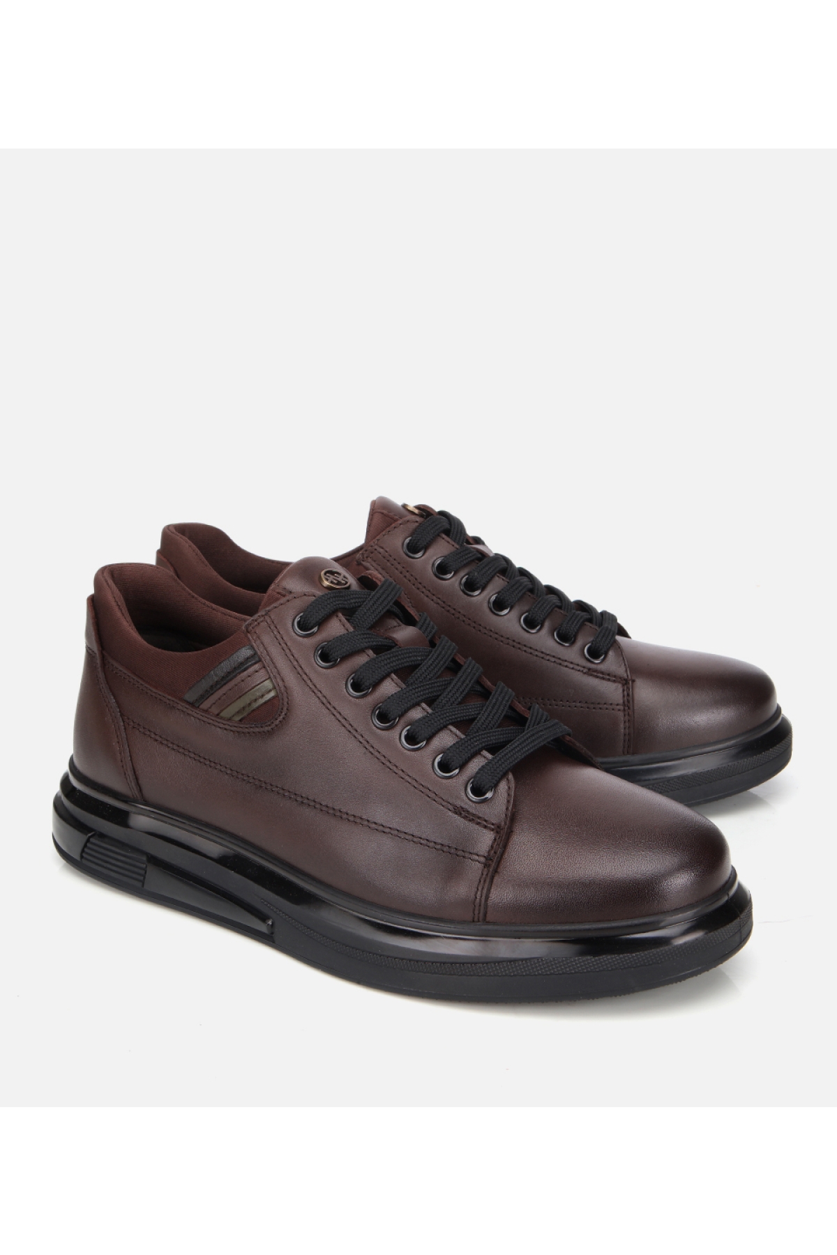 Erkek Deri Kahverengi Yumuşak Dokulu Esnek Tabanlı Spor Ayakkabı - Görsel 3